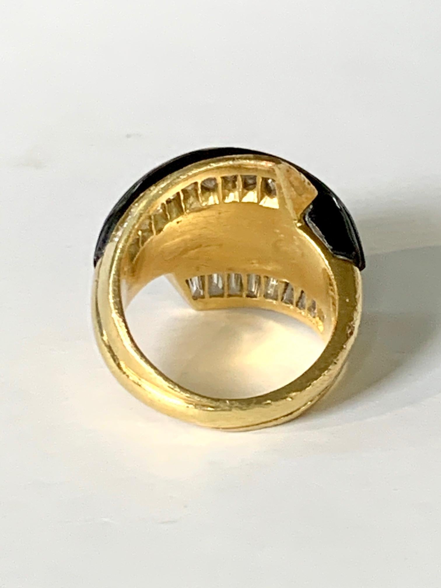 Women's or Men's Vintage Black Onyx and Diamond Baguette 18 Karat Gold Ring