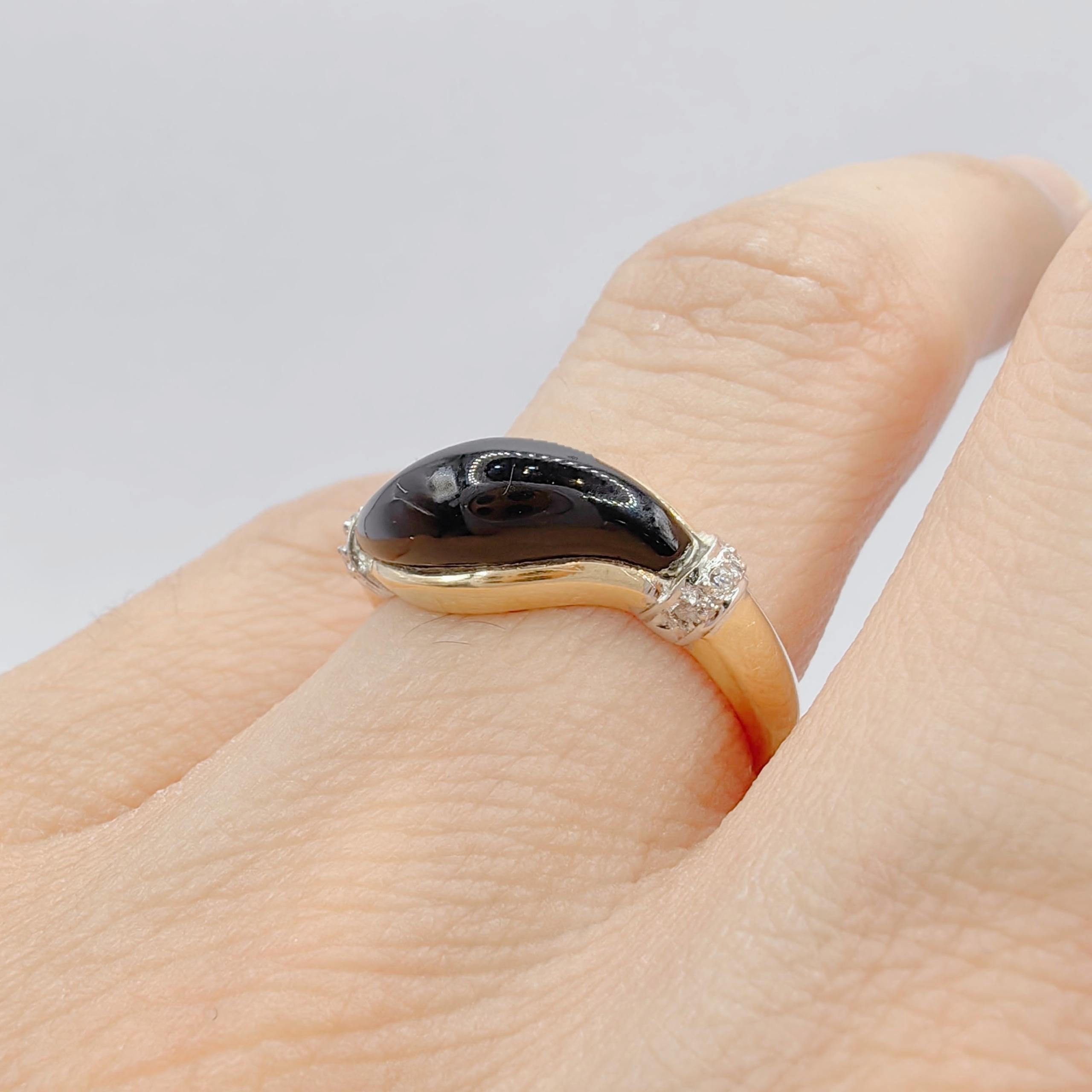 Vintage Black Onyx Diamond Two-Tone Ring in 14k Gold For Sale 2
