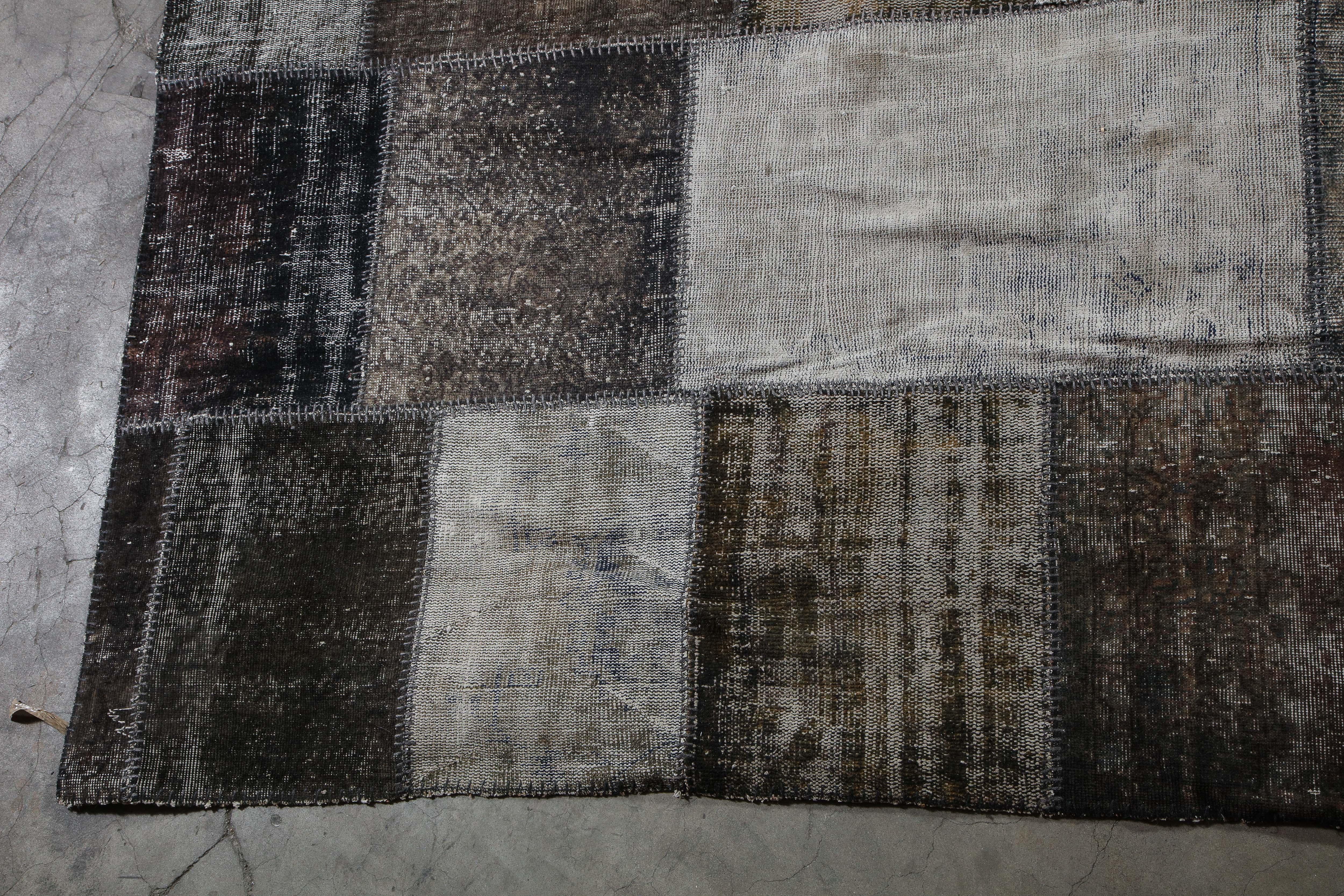 Vintage Black Patchwork Hand Knotted Kilim Rug In Good Condition In Chicago, IL