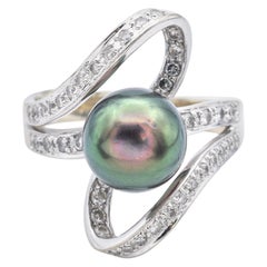 Vintage Black Pearl 
Diamond White Gold Cocktail Ring Size 7.75