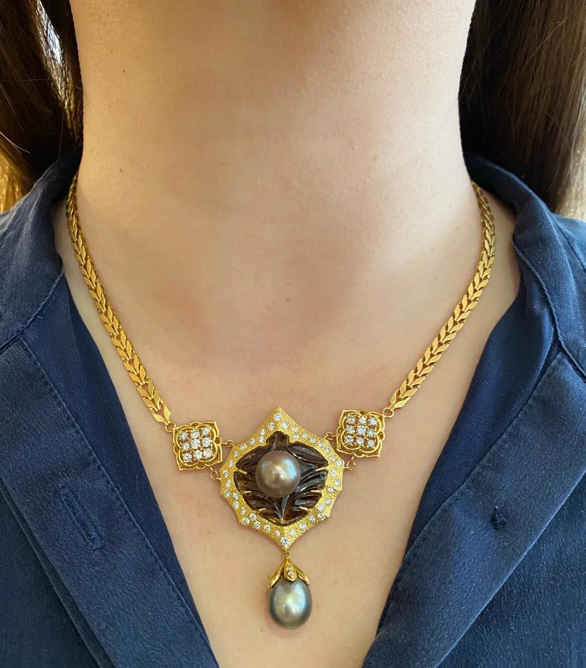 Vintage Black Pearls, Tourmaline and Diamond Necklace in 18k Yellow Gold For Sale 2