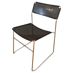 Chaise vintage en métal perforé noir Niels Jorgen Haugesen Attribué
