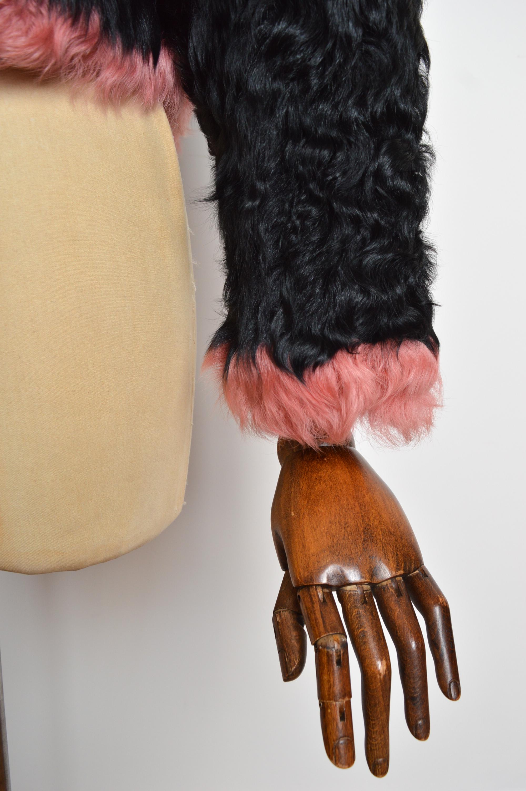 Cappotto invernale in pelliccia di shearling rosa e nero vintage - Giacca bouclé In condizioni buone in vendita a Sheffield, GB