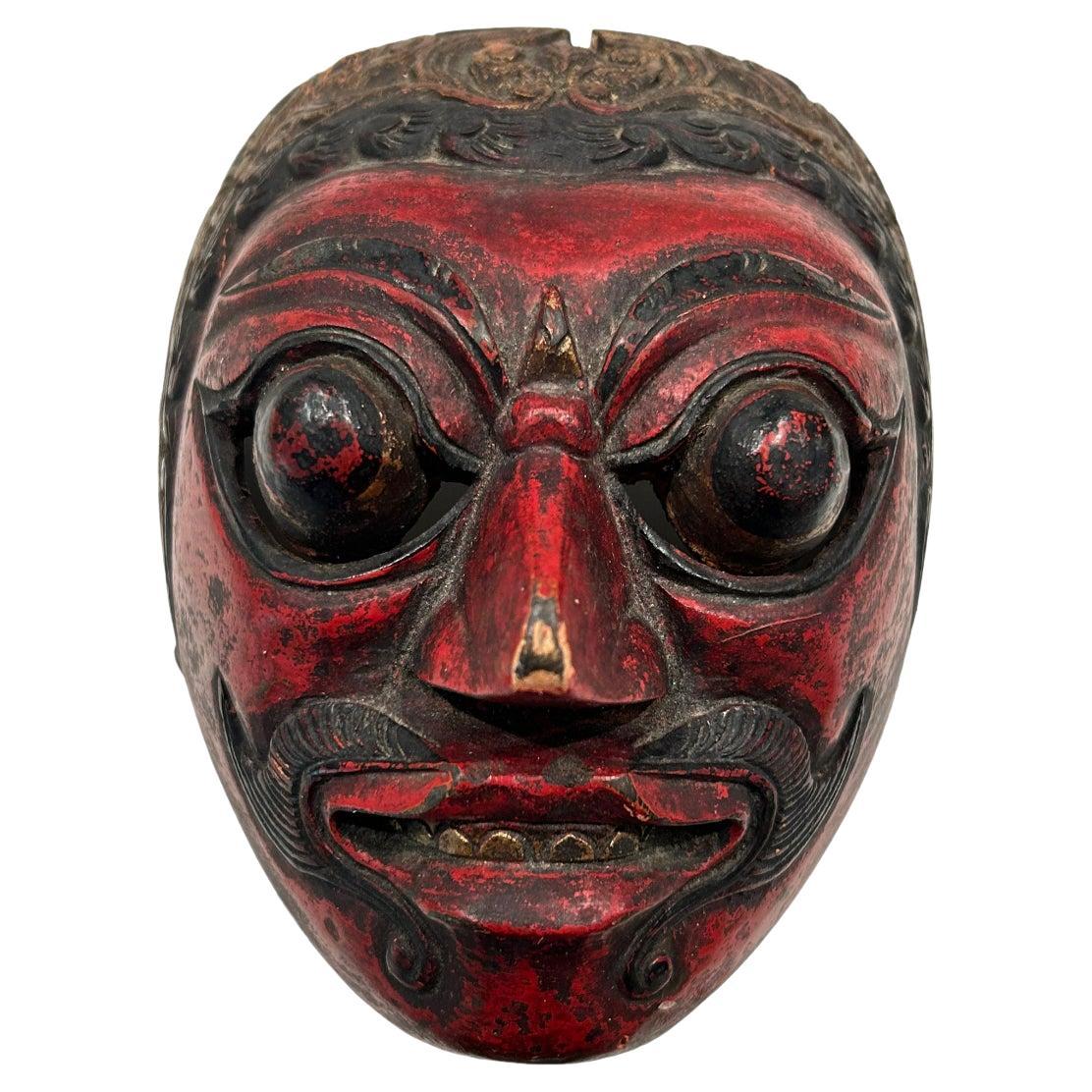 Masque de danse Bali Topeng noir/rouge vintage Indonésie Sculpté à la main par des artistes balinais en vente