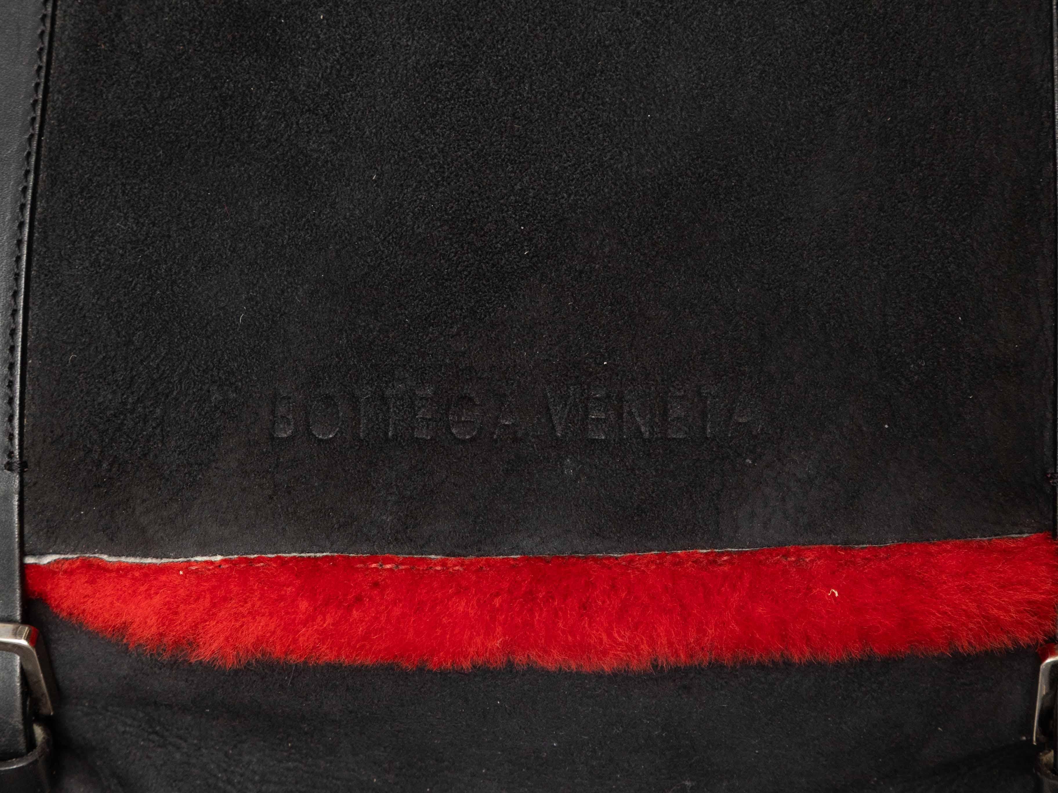 Vintage Black & Red Bottega Veneta Shearling Shoulder Bag im Angebot 2