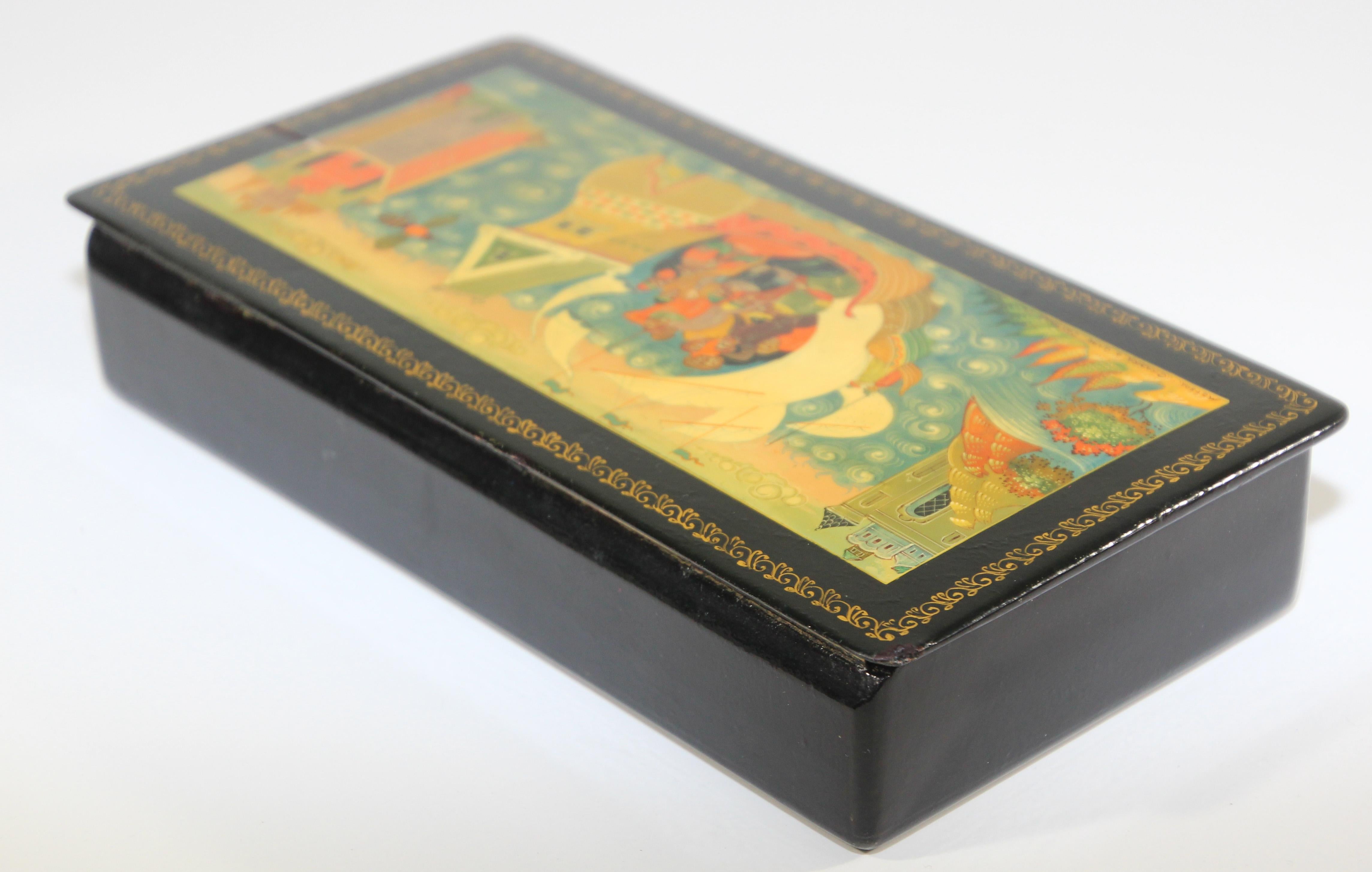 Vintage Black Russian Lacquered Box with Hand Painted Top 1