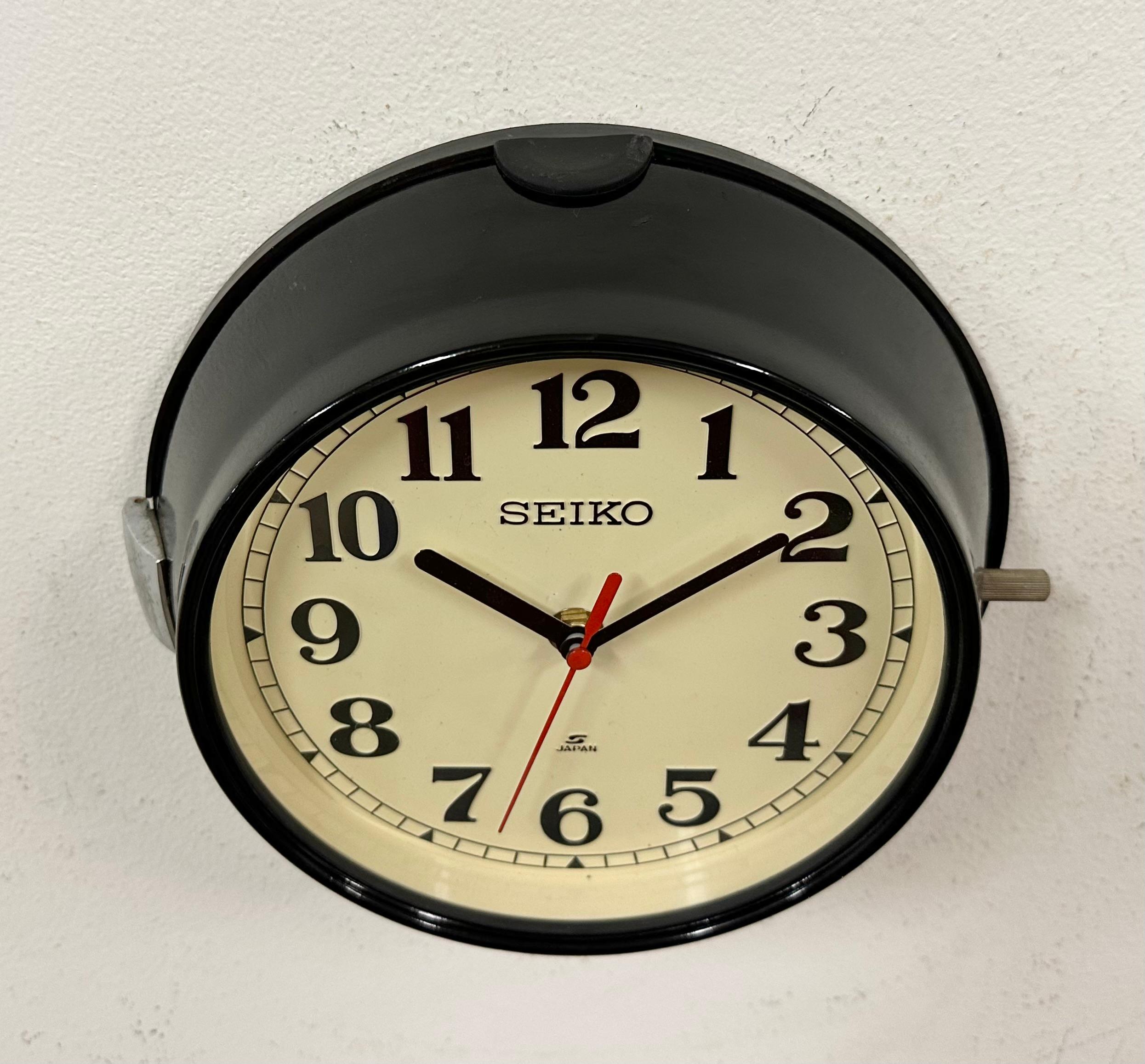 Vintage Black Seiko Maritime Wall Clock, 1970s In Good Condition In Kojetice, CZ
