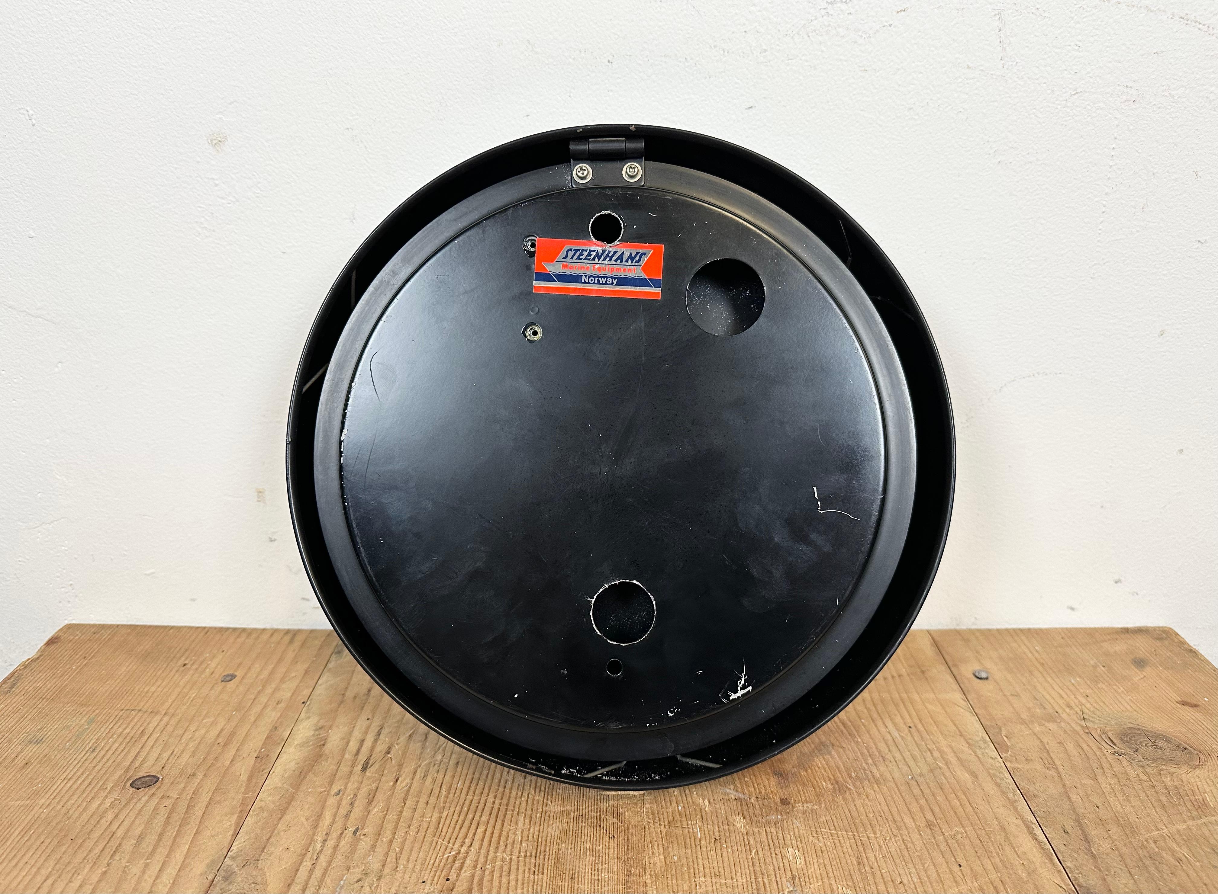 Vintage Black Seiko Navy Wall Clock, 1990s For Sale 3