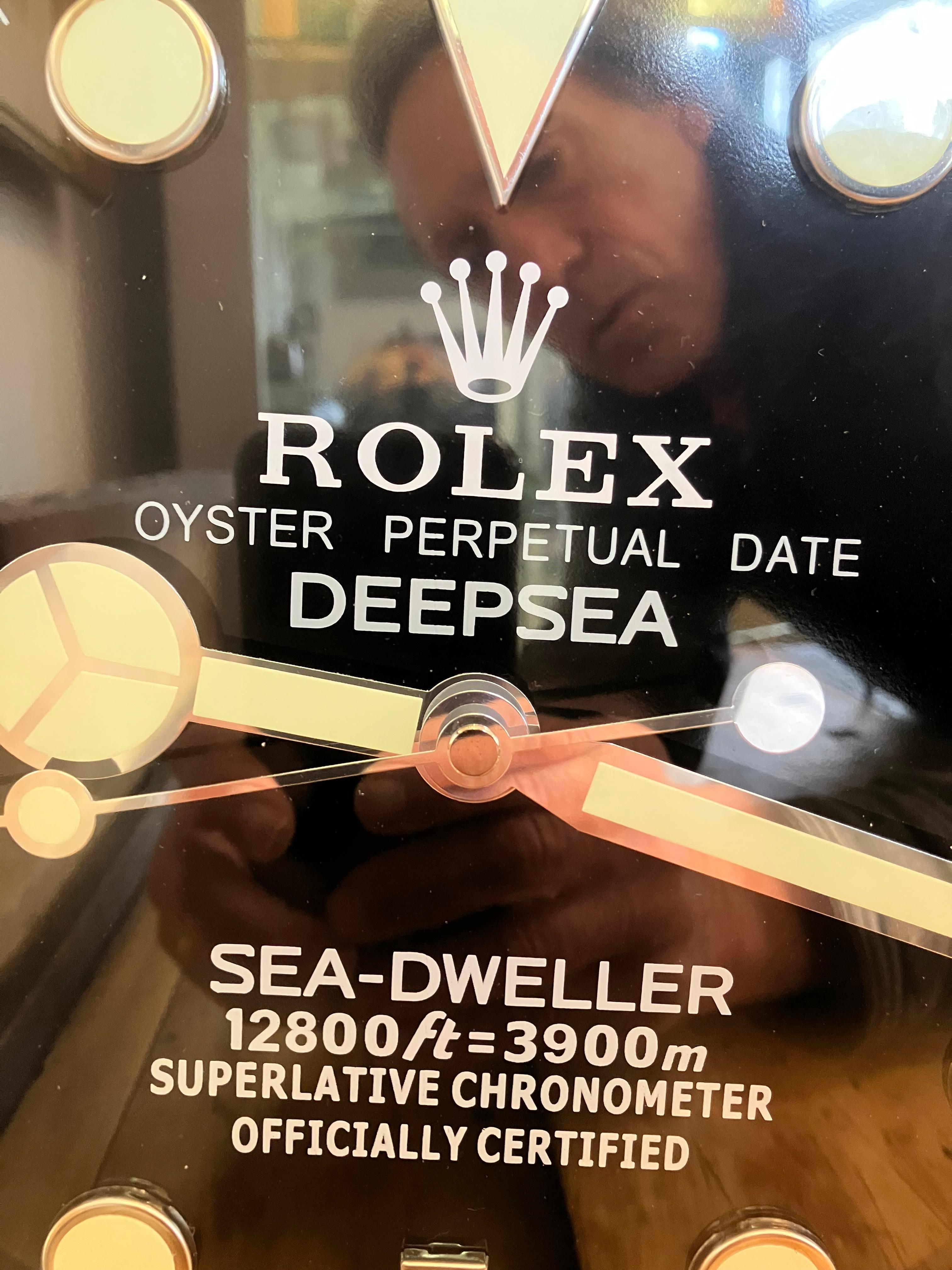 Vintage Schwarz Silber und Weiß Rolex Display Wanduhr (amerikanisch)
