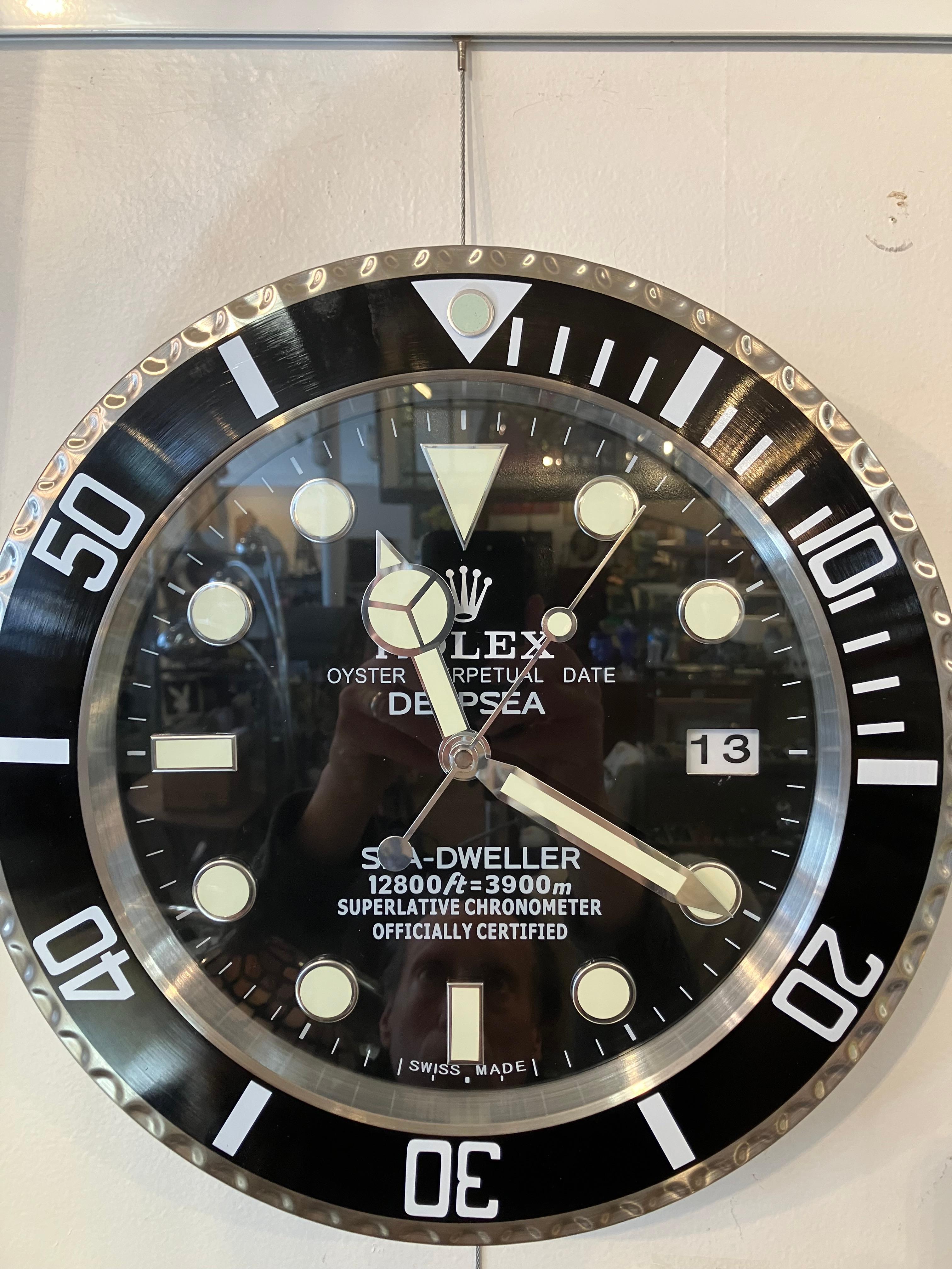 Vintage Schwarz Silber und Weiß Rolex Display Wanduhr (Ende des 20. Jahrhunderts)