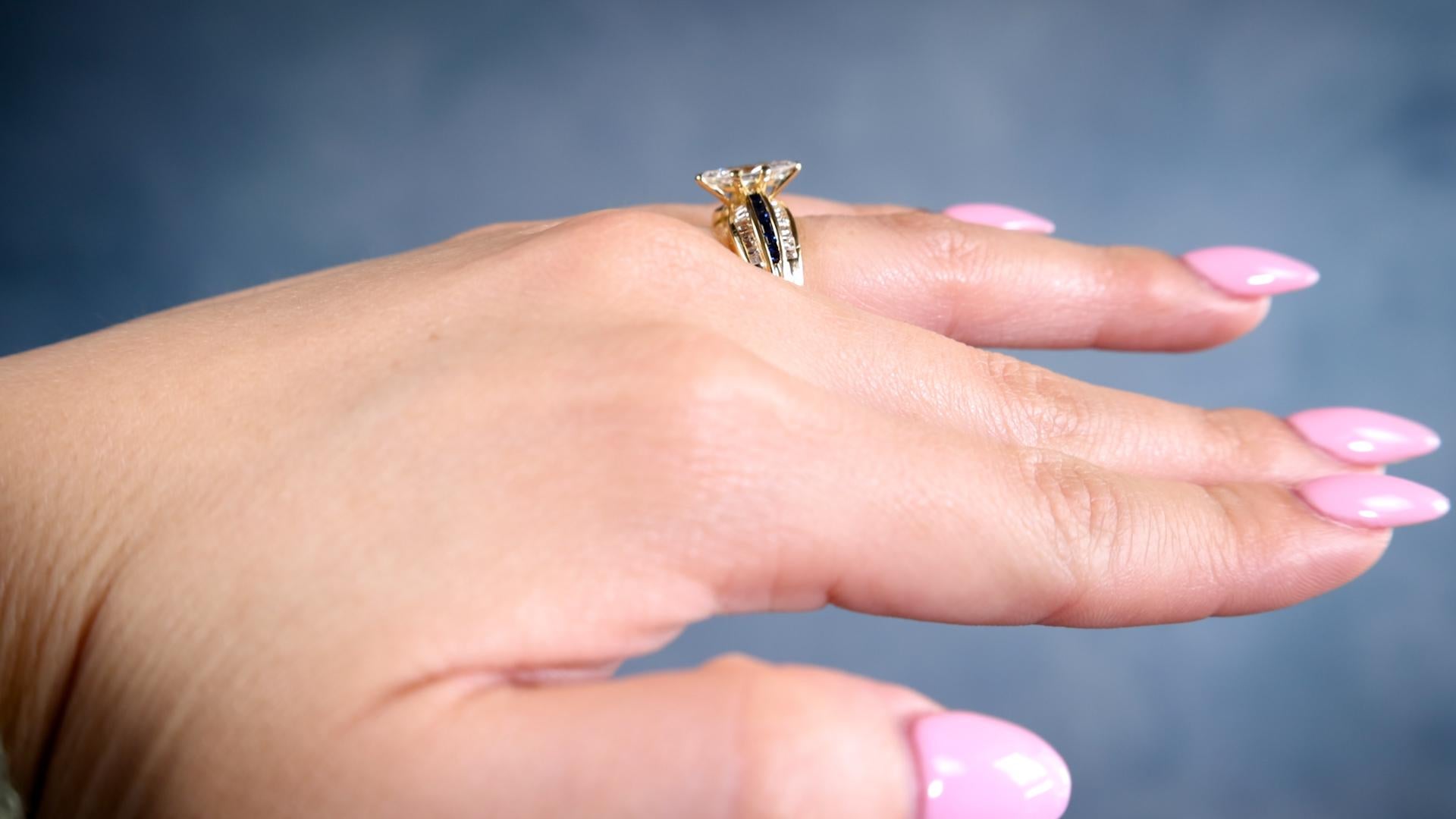 Vintage Black Starr and Frost Diamond Sapphire 18k Yellow Gold Ring In Good Condition For Sale In Beverly Hills, CA