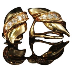 Vintage Black Starr Frost 18K Gold Diamond Clip On Earrings Ribbon Earring 6.6g