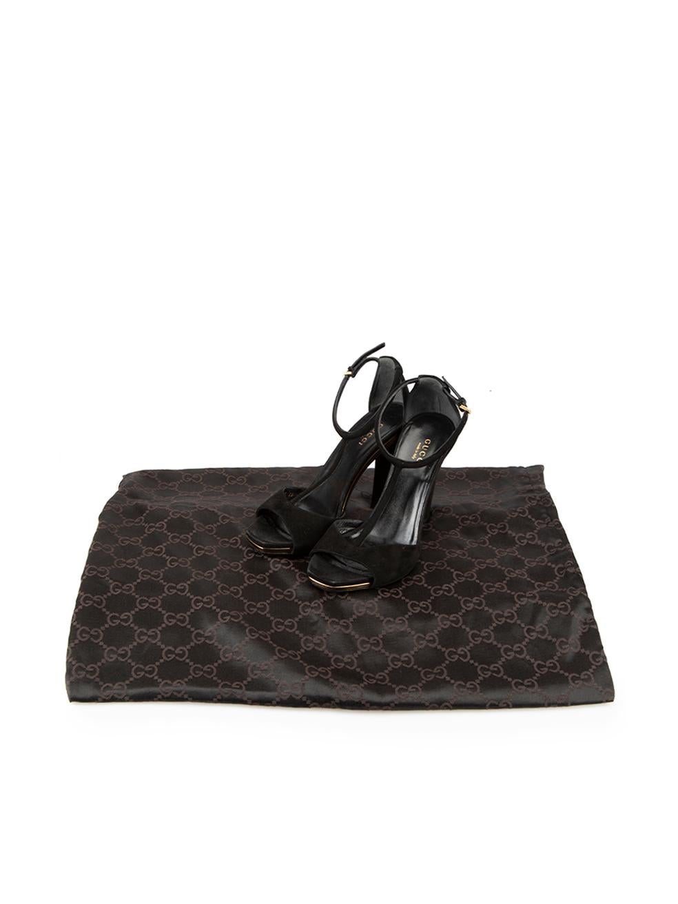 Gucci Vintage Black Suede T-Strap Sandals Size IT 35 2