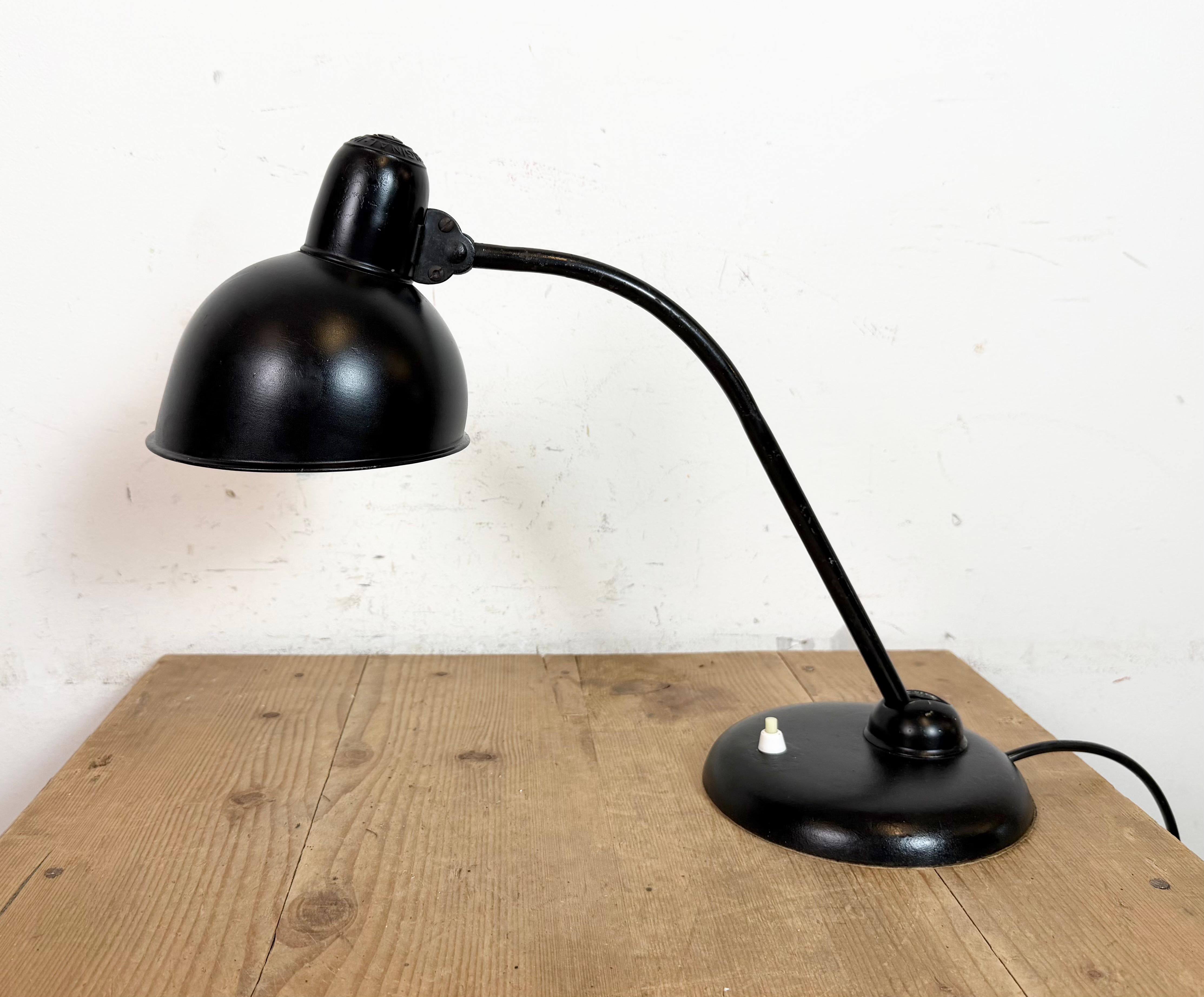 20ième siècle Vintage Black Table Lamp by Christian Dell for Kaiser Idell, 1930s en vente