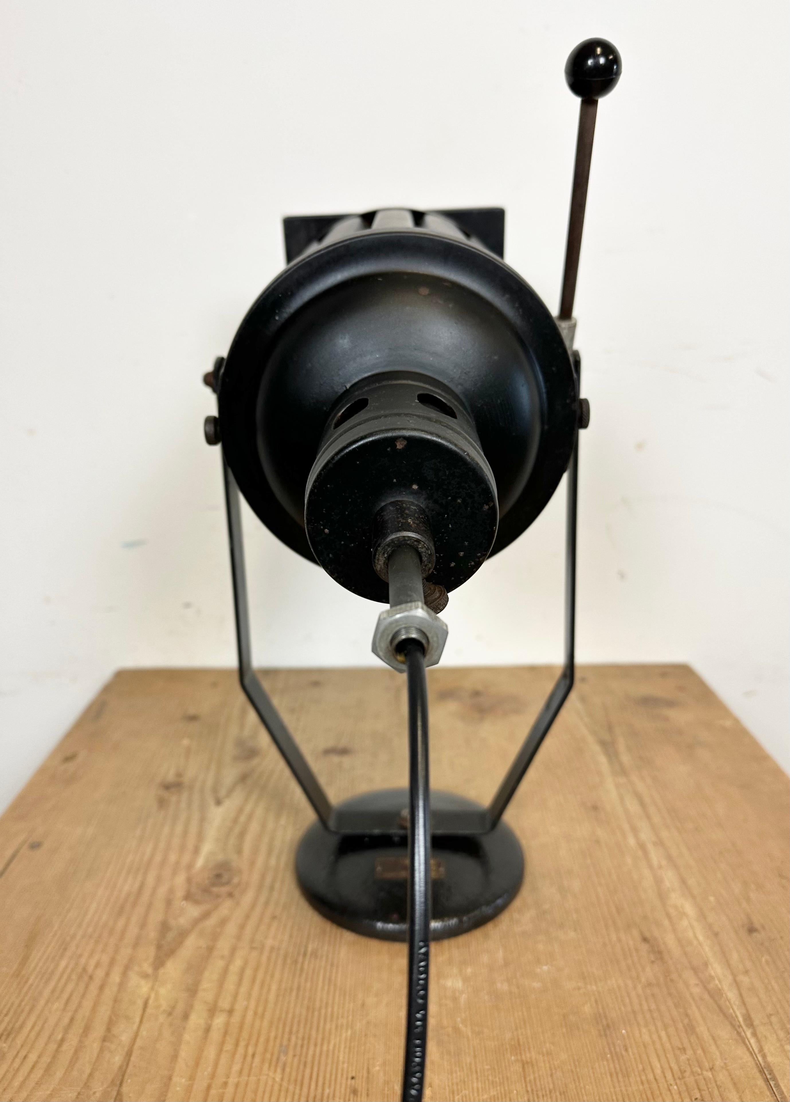 Vintage Black Theatre Spotlight Table Lamp, 1960s In Good Condition For Sale In Kojetice, CZ