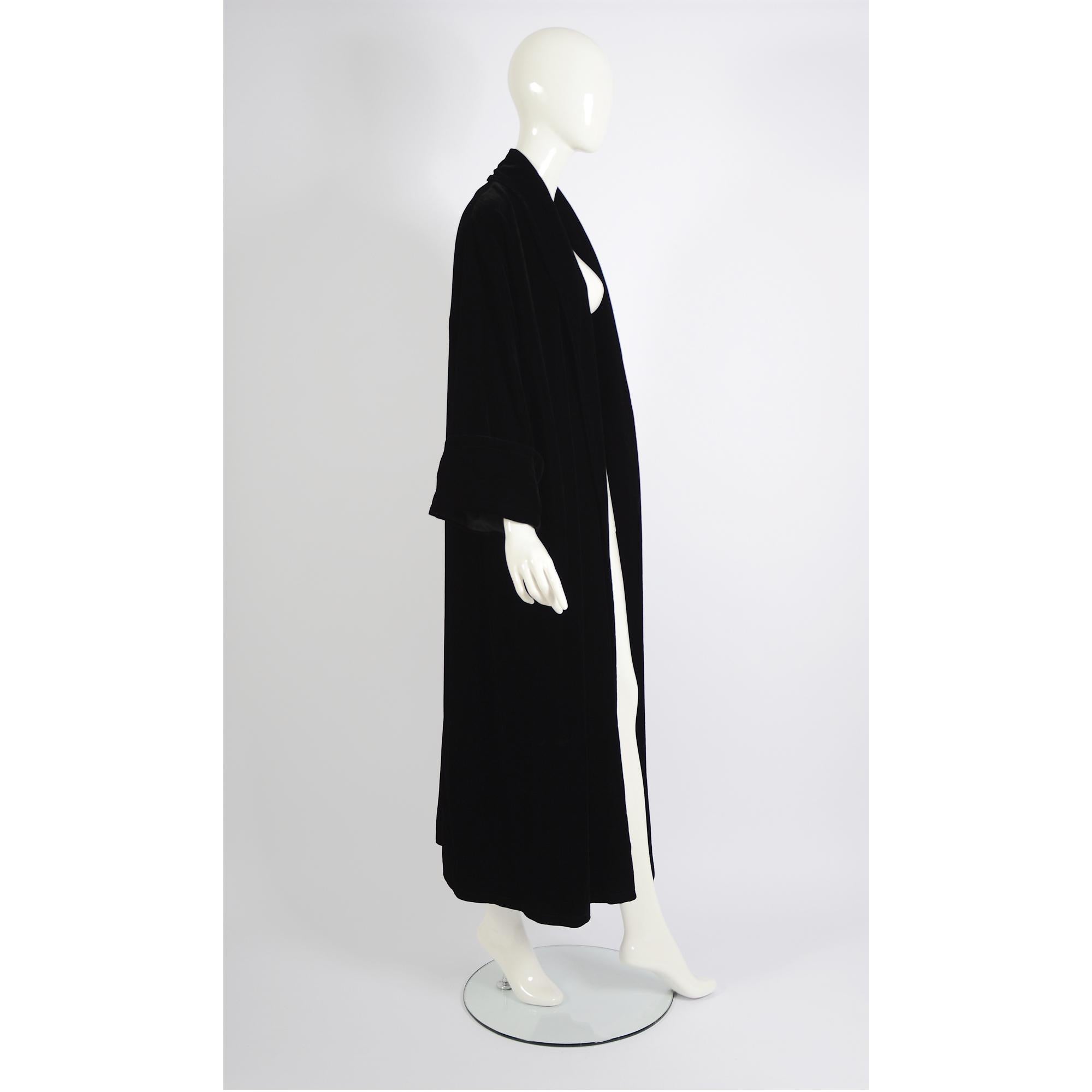 Vintage Black Velvet Long Opera Style Coat by 90s Brand Anvers For Sale 1