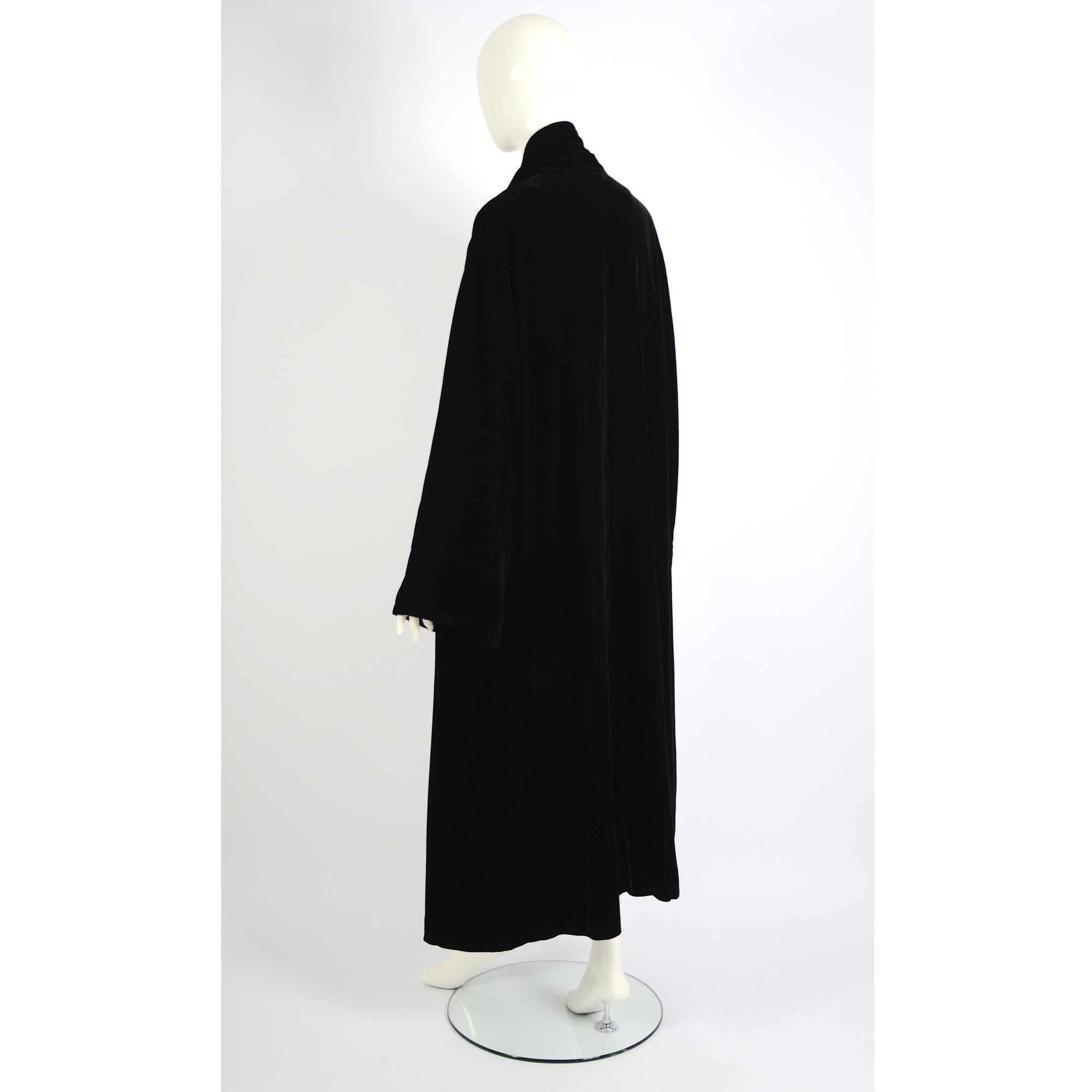 Vintage Black Velvet Long Opera Style Coat by 90s Brand Anvers For Sale 5