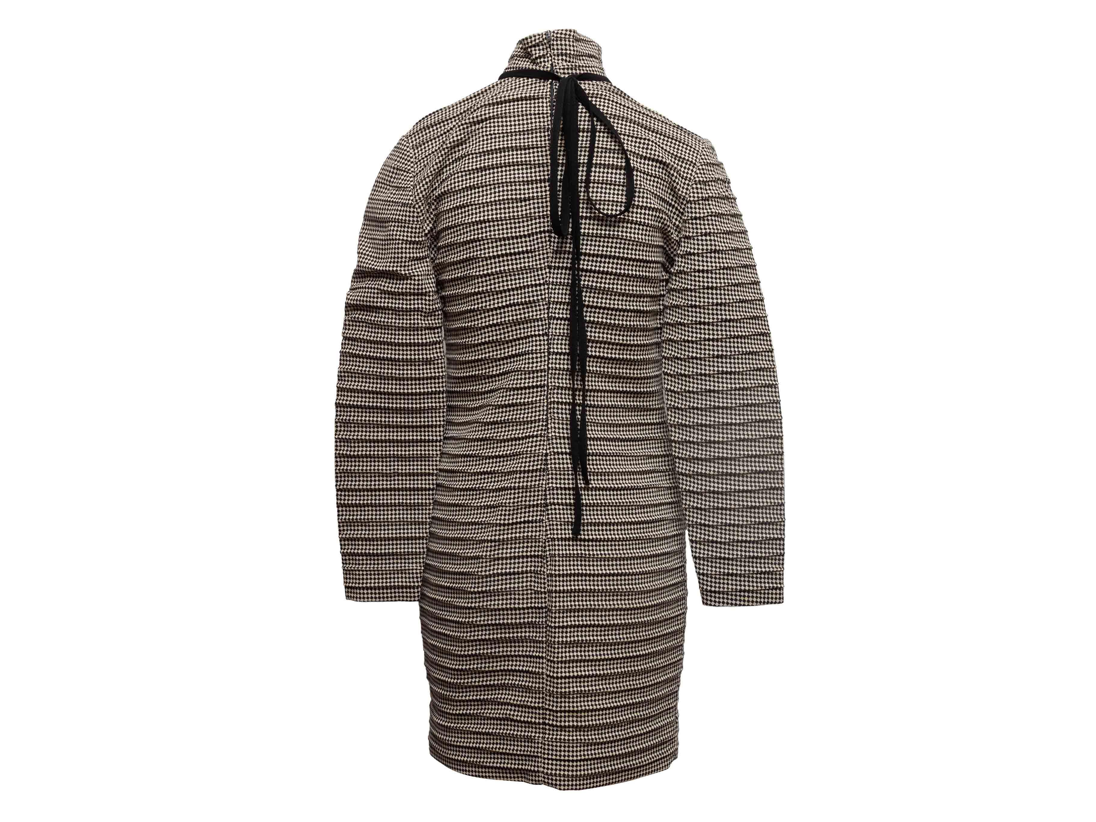 Vintage Schwarz & Weiß Gianni Versace Kariertes Wollkleid Größe US S im Angebot 1