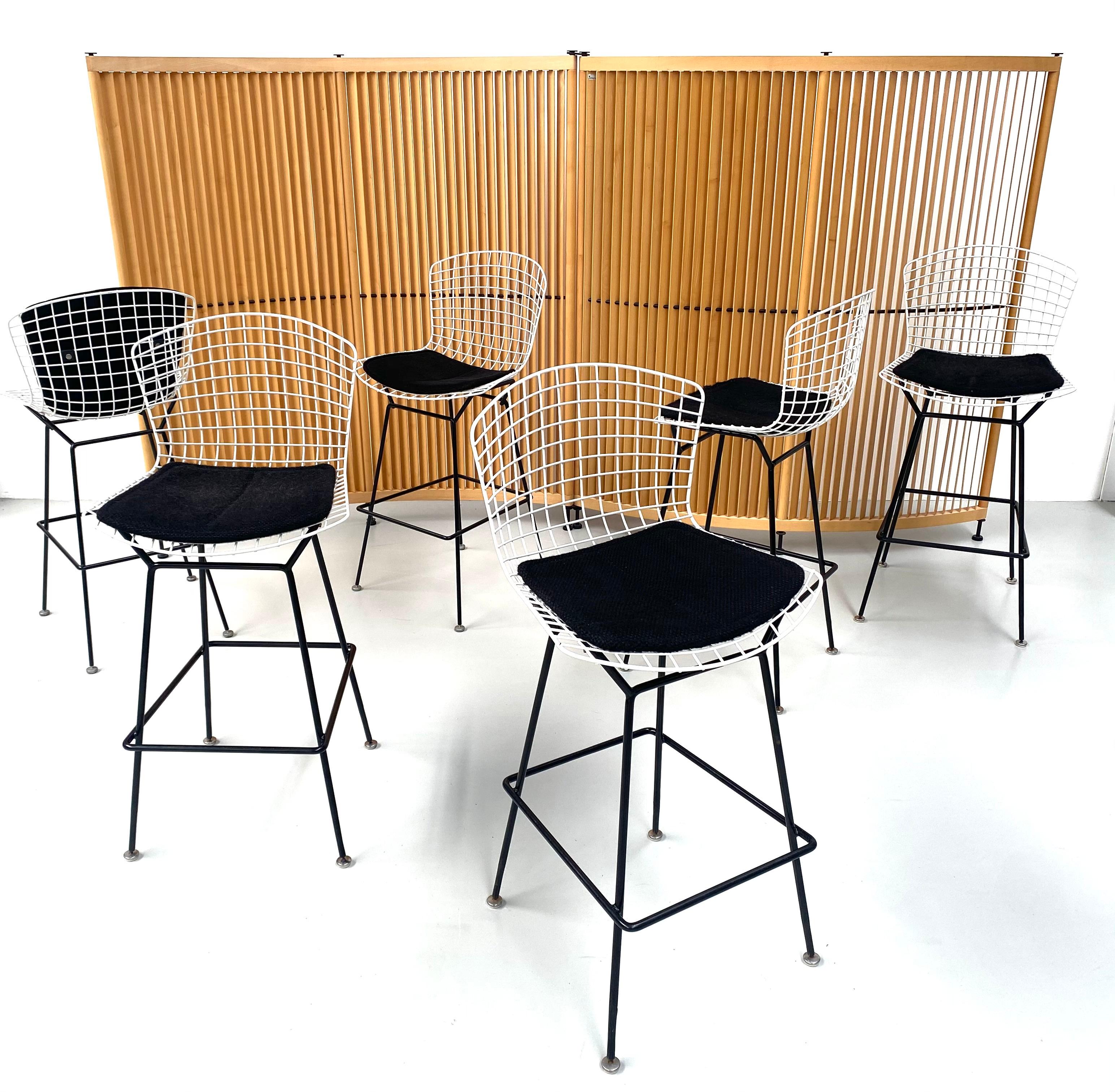 Modern Vintage Black & White Wire Barstools by Harry Bertoia for Knoll Inc, Set of 6