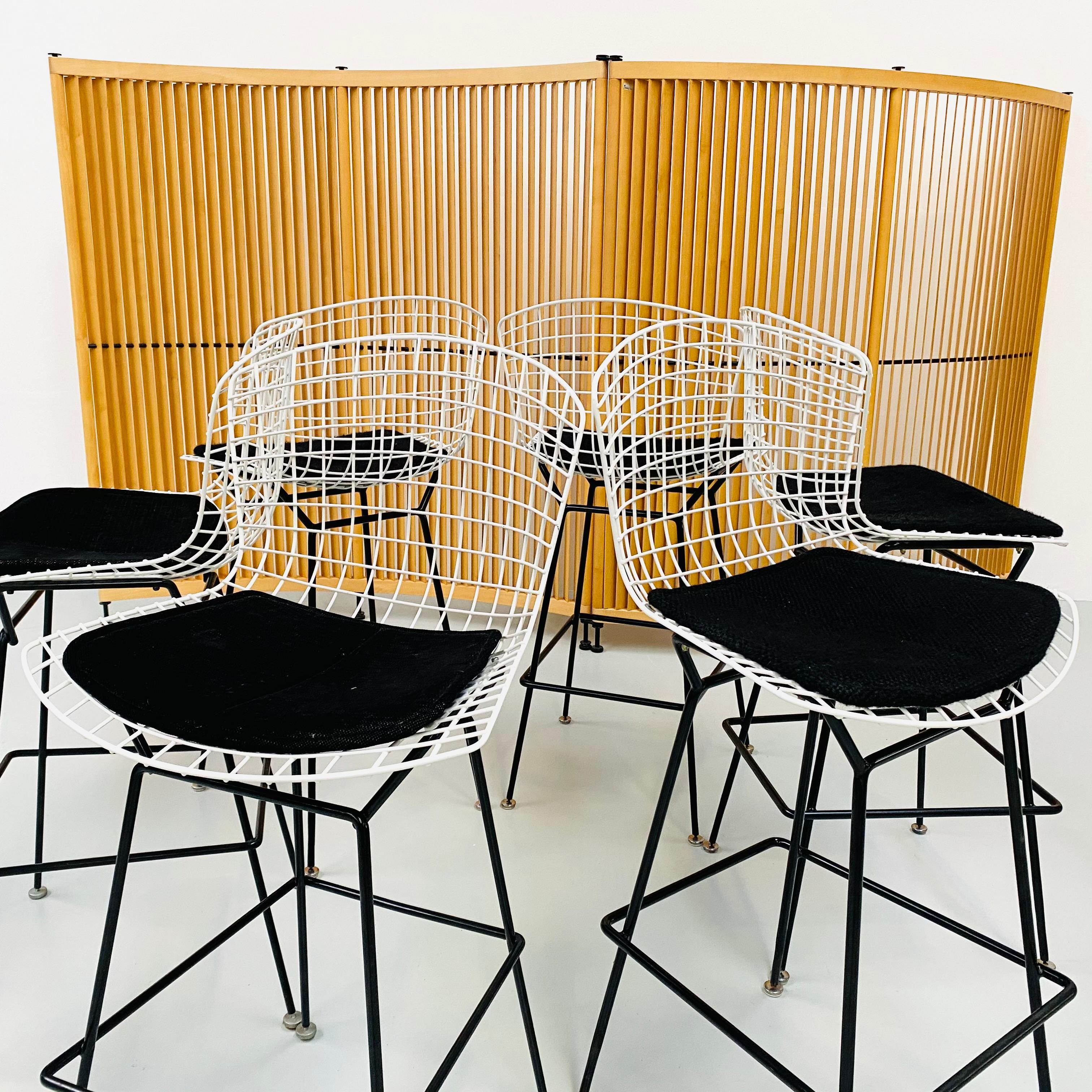 Mid-20th Century Vintage Black & White Wire Barstools by Harry Bertoia for Knoll Inc, Set of 6