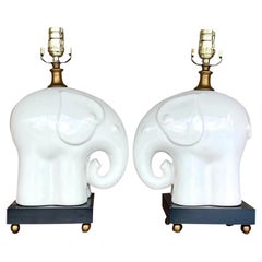 Paire de lampes éléphants vintage en céramique émaillée blanc de Chine