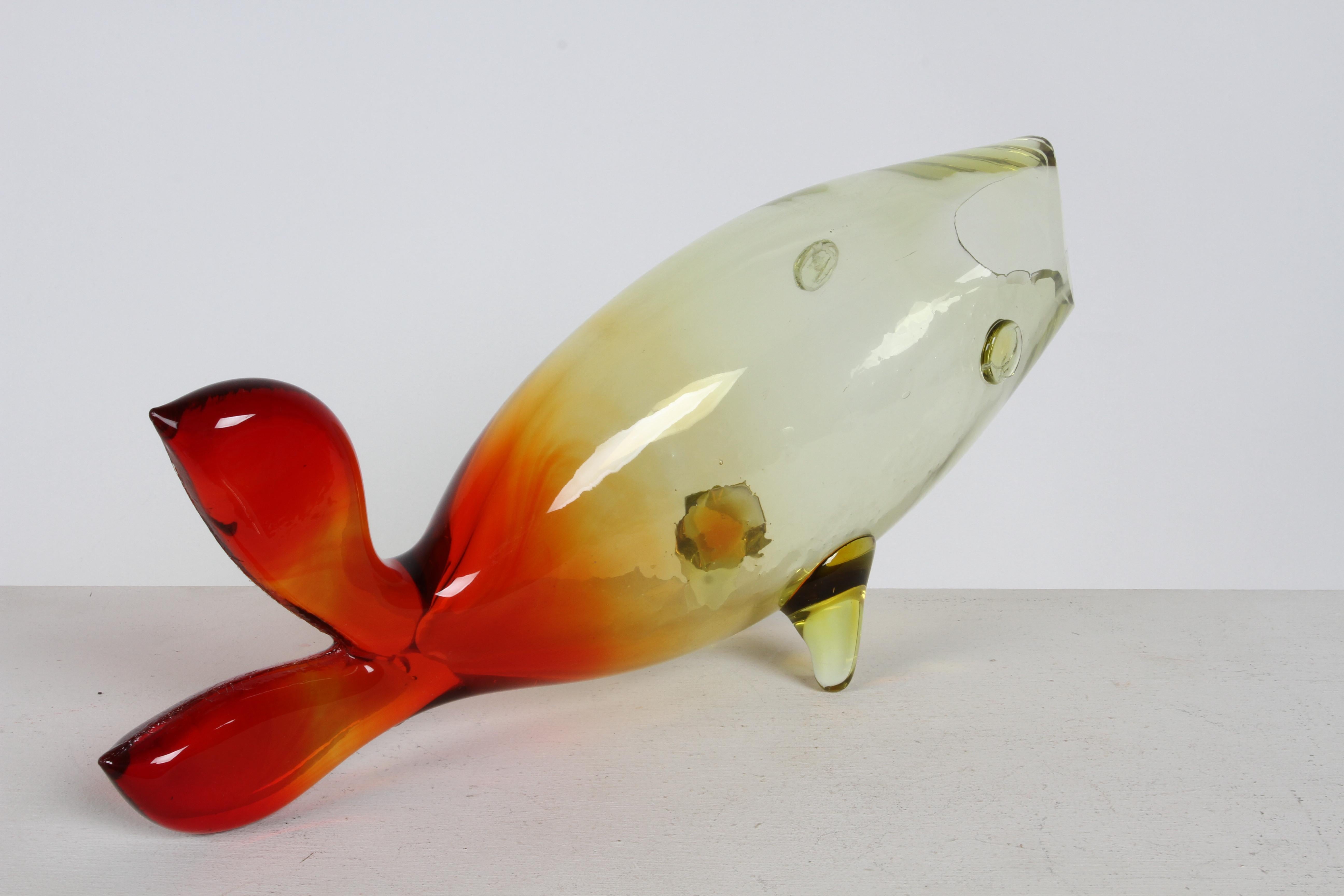 Vintage Blenko Hand Blown Glass Yellow-Red Fish Sculpture by Winslow Anderson For Sale 2