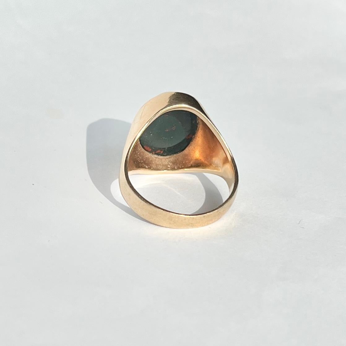 Women's or Men's Vintage Bloodstone and 9 Carat Gold Signet Ring For Sale