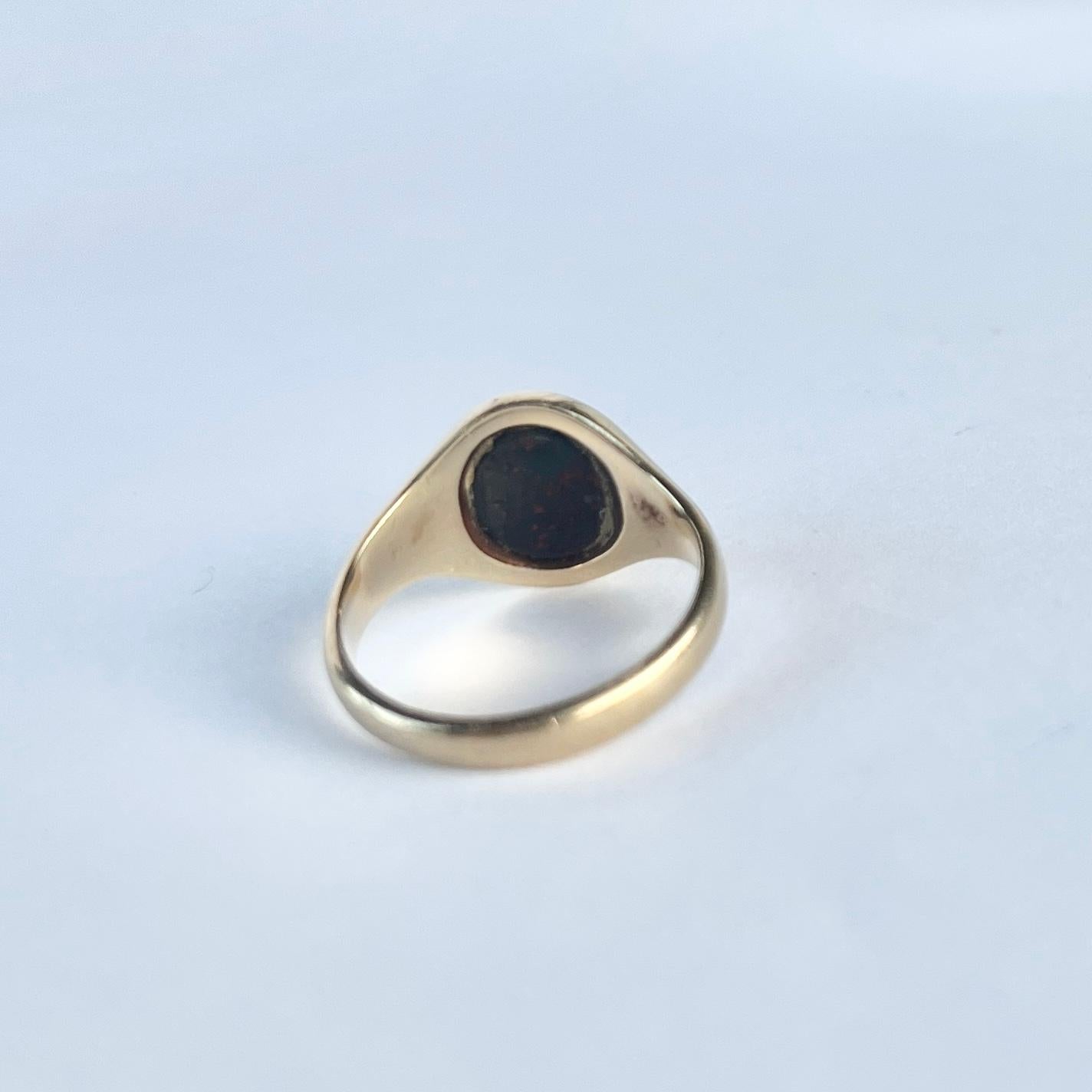 Women's or Men's Vintage Bloodstone and 9 Carat Gold Signet Ring For Sale