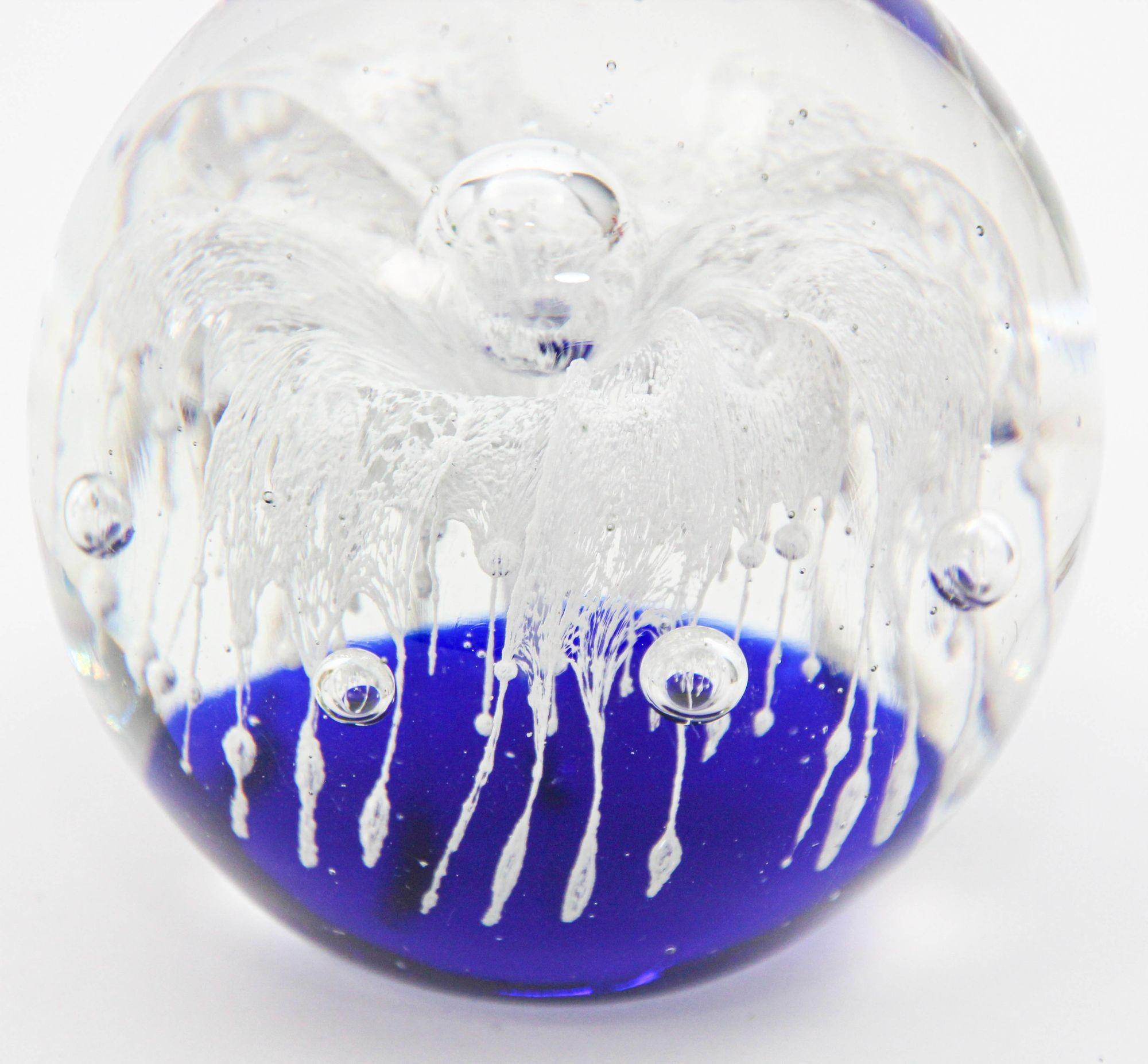 Hand-Crafted Vintage Blown Art Glass Paperweight Blue and White Flower For Sale