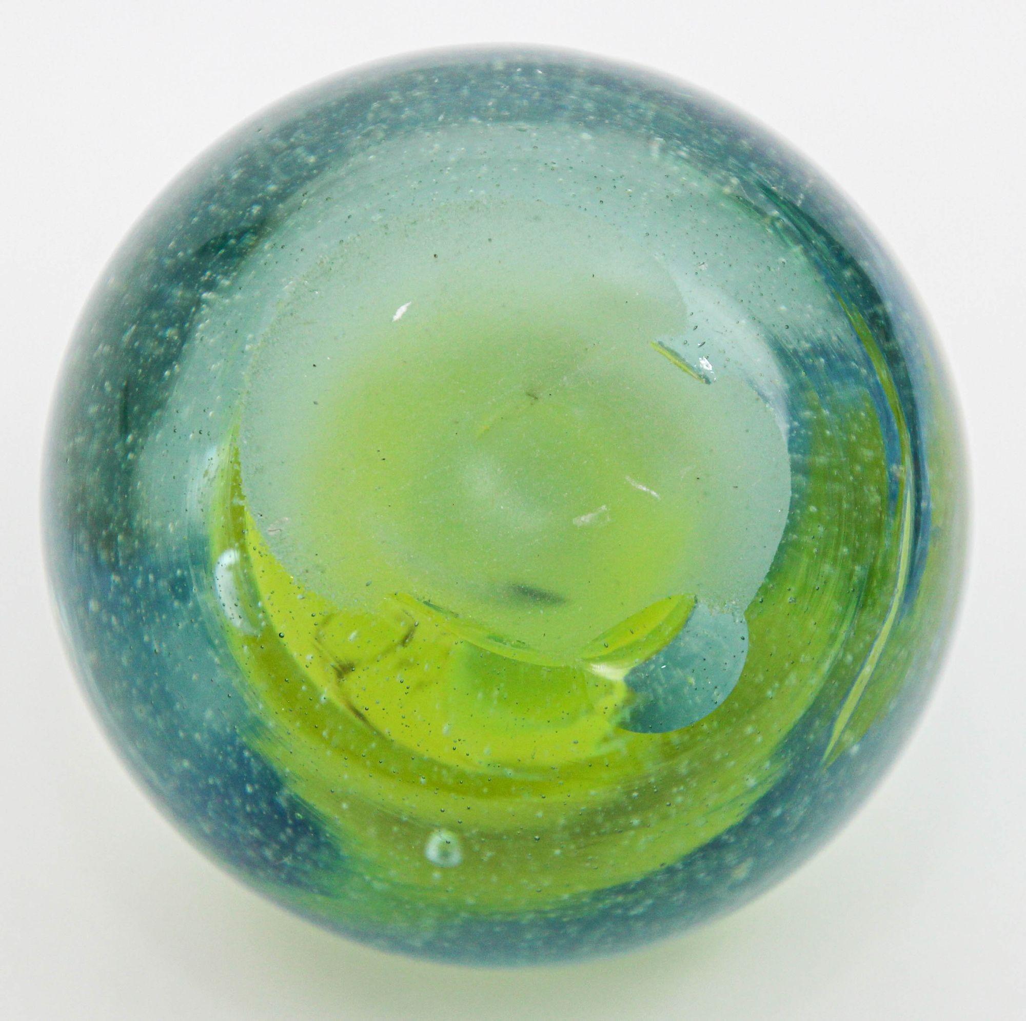 Mid-Century Modern Vintage Blown Art Glass Paperweight in Blue And Green Spiral 1960s For Sale