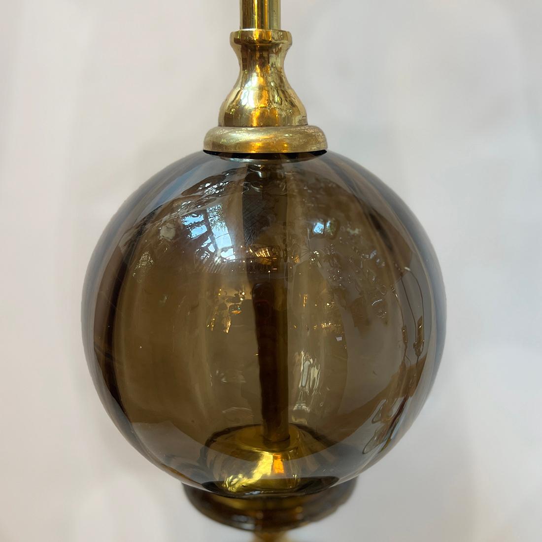 Lámpara vintage de vidrio soplado Francés en venta