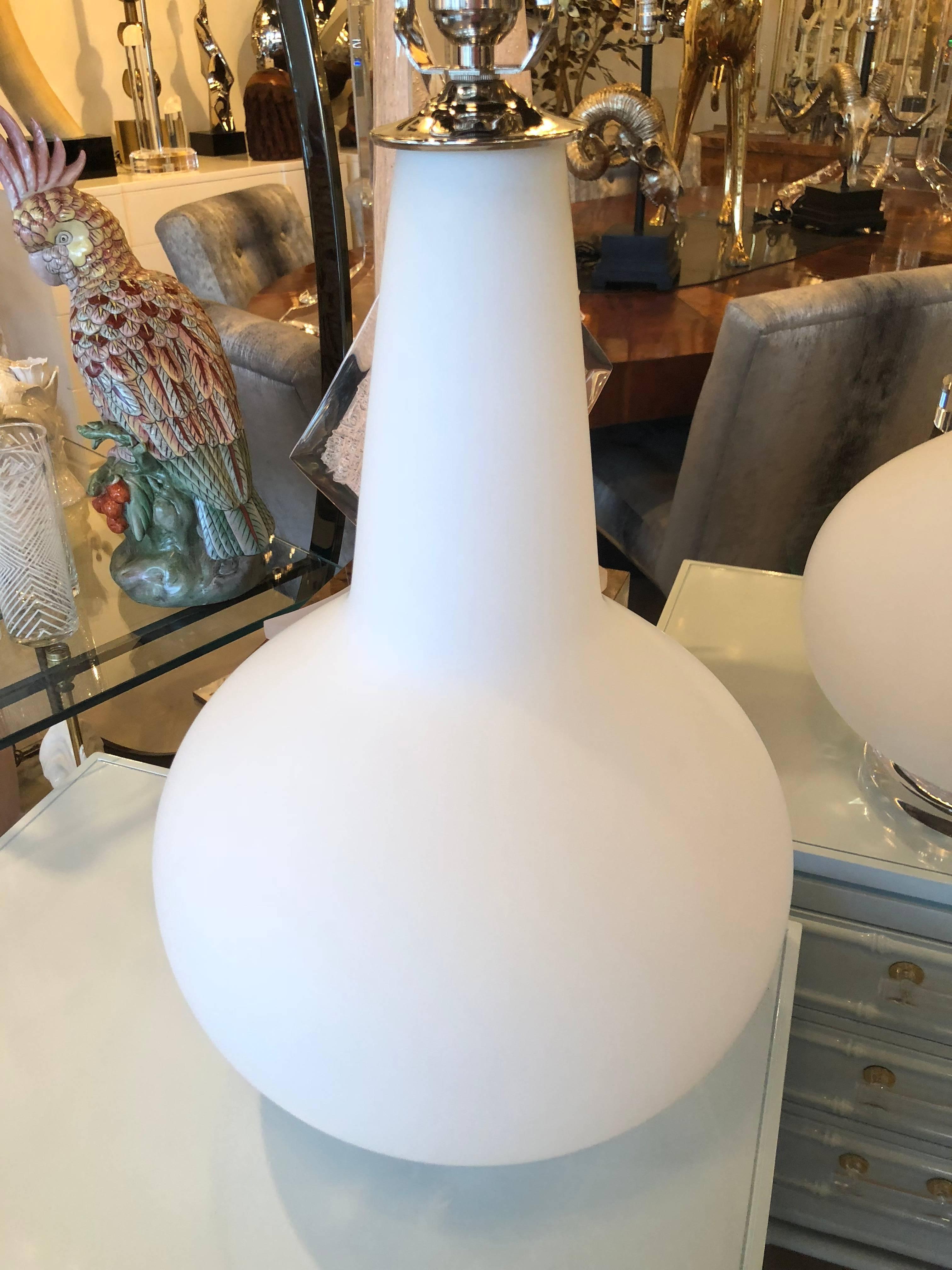 Vintage Blown Glass Murano Italy Table Lamps Pair of Lucite Base Chrome 5