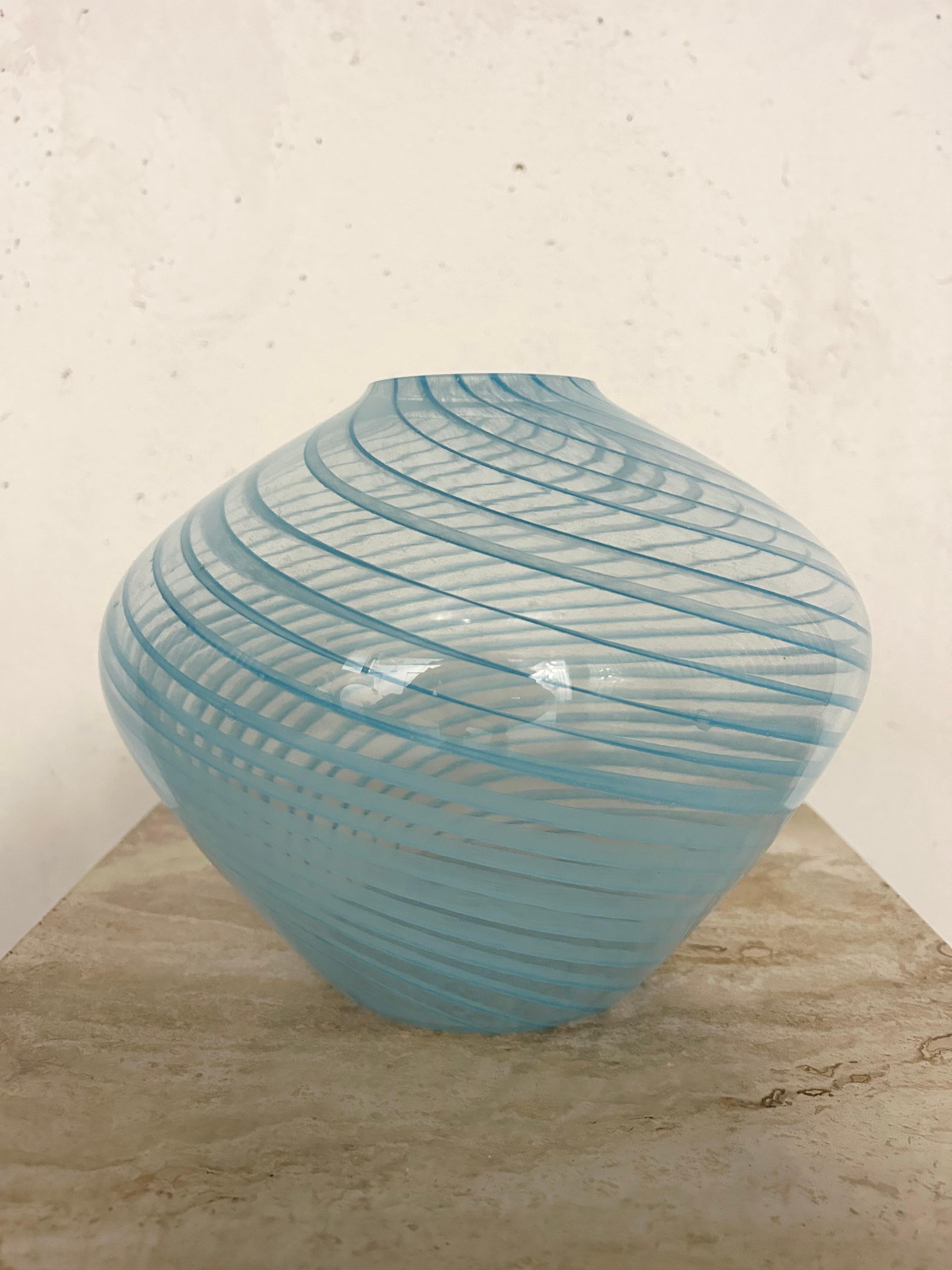 Vintage-Vase aus geblasenem Glas im Angebot 7