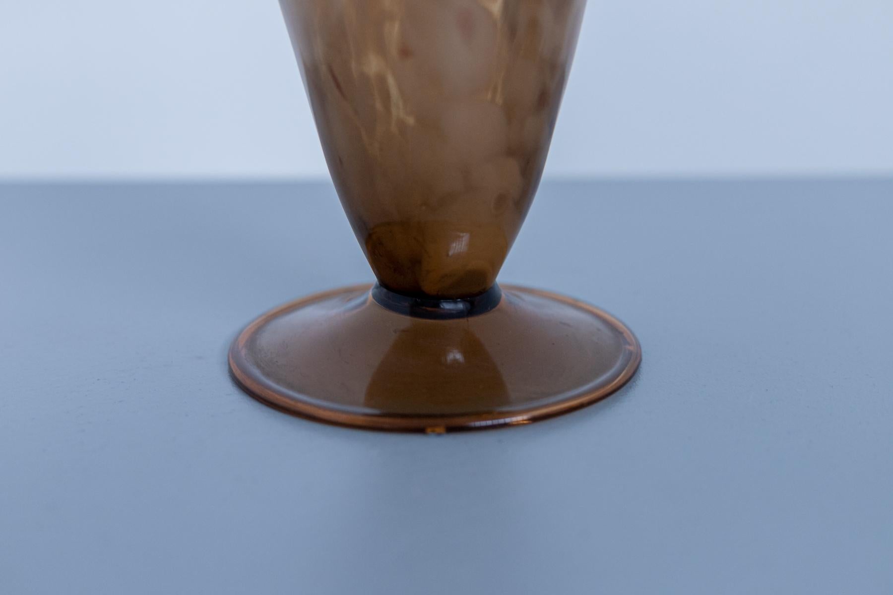 Vintage-Vase aus braunem Murano-Glas von Fratelli Toso, 1920er Jahre (Frühes 20. Jahrhundert) im Angebot