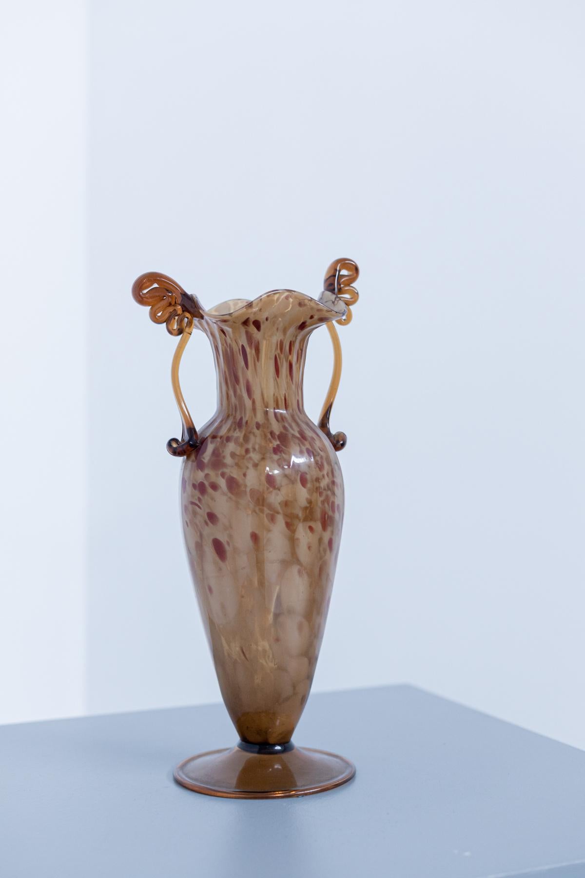 Vintage Brown Murano Glass Vase by Fratelli Toso, 1920s For Sale 3