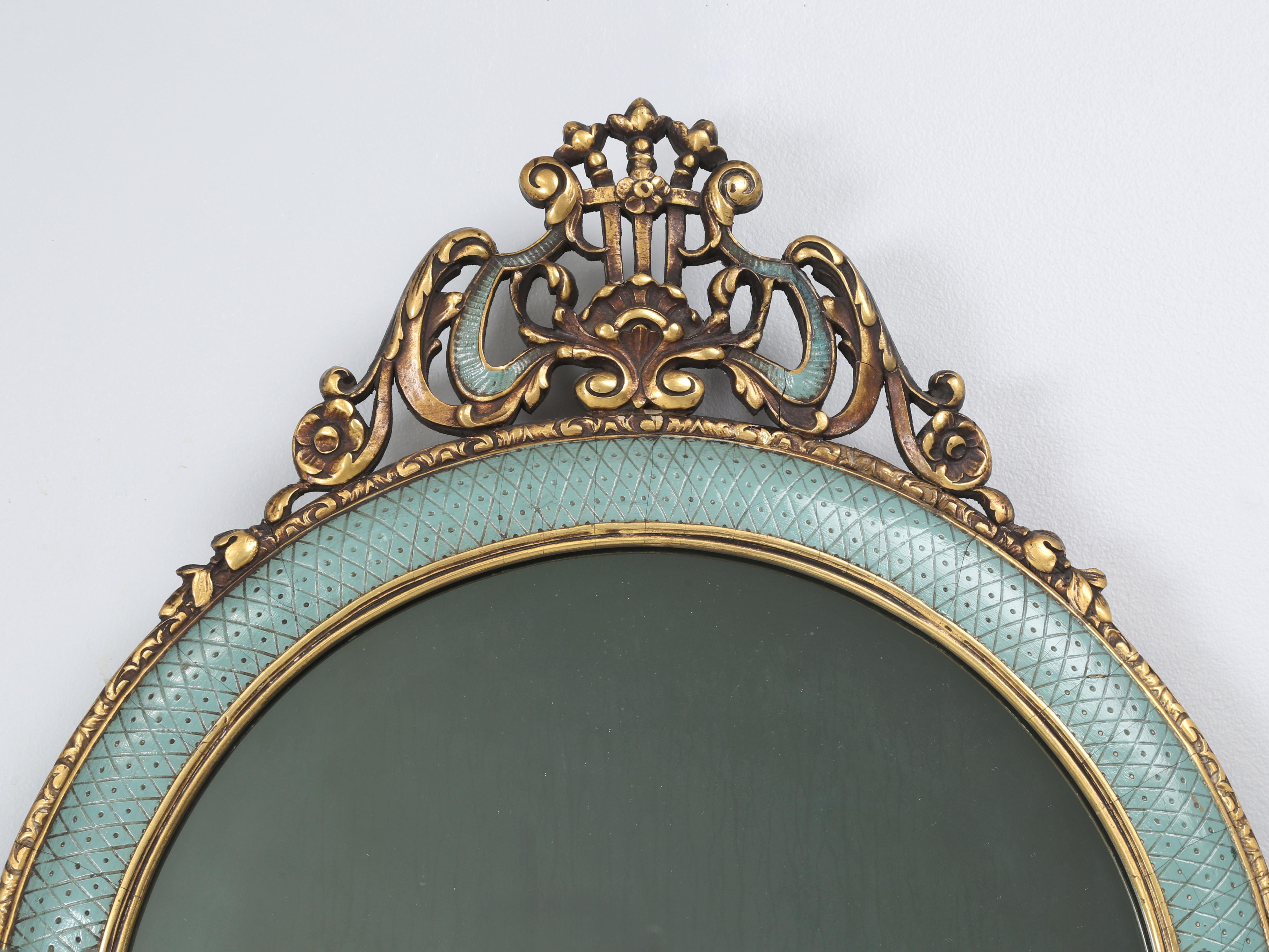Vintage Blau und vergoldet Wandspiegel (Handgeschnitzt) im Angebot