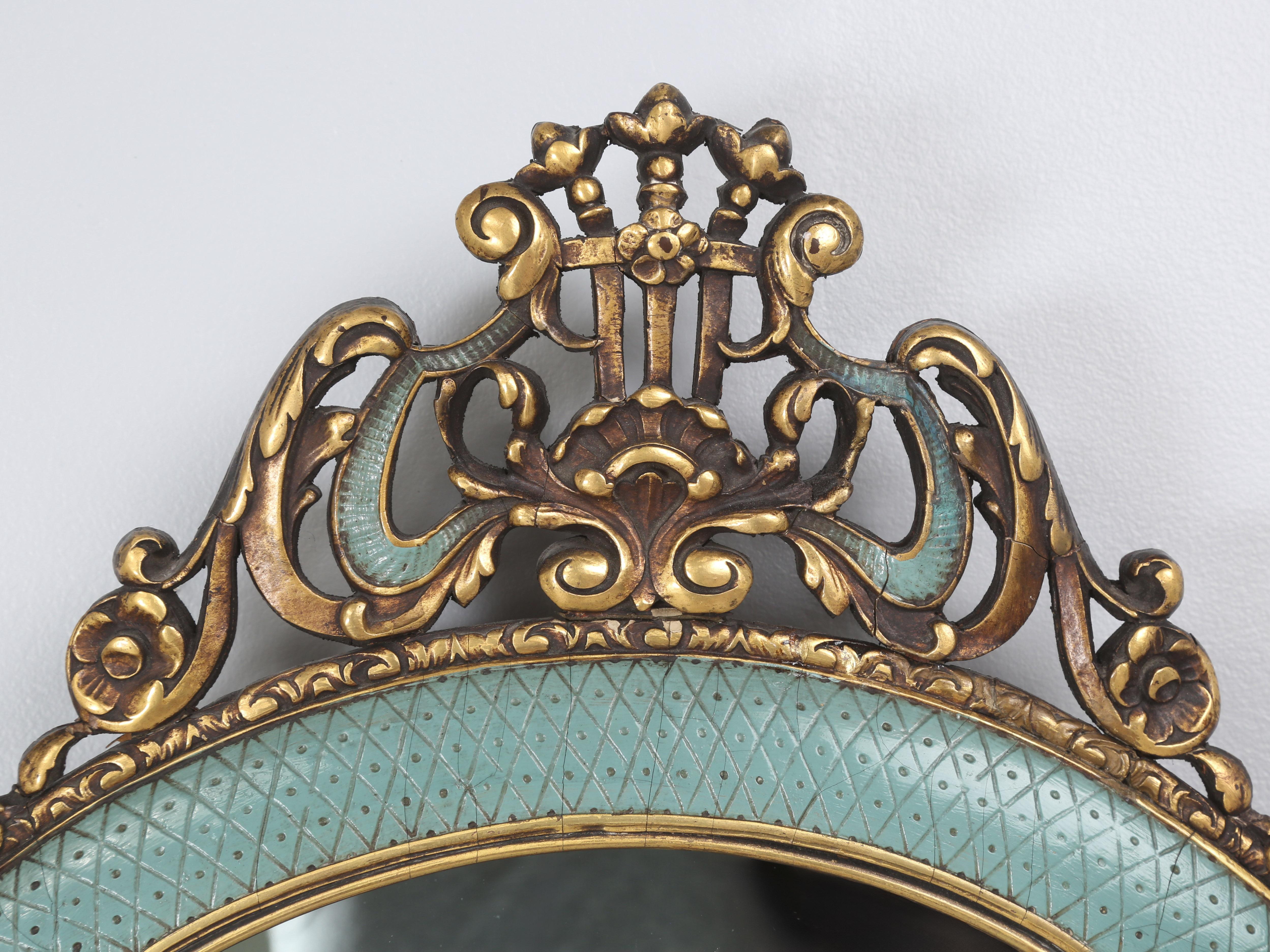Vintage Blau und vergoldet Wandspiegel im Zustand „Gut“ im Angebot in Chicago, IL