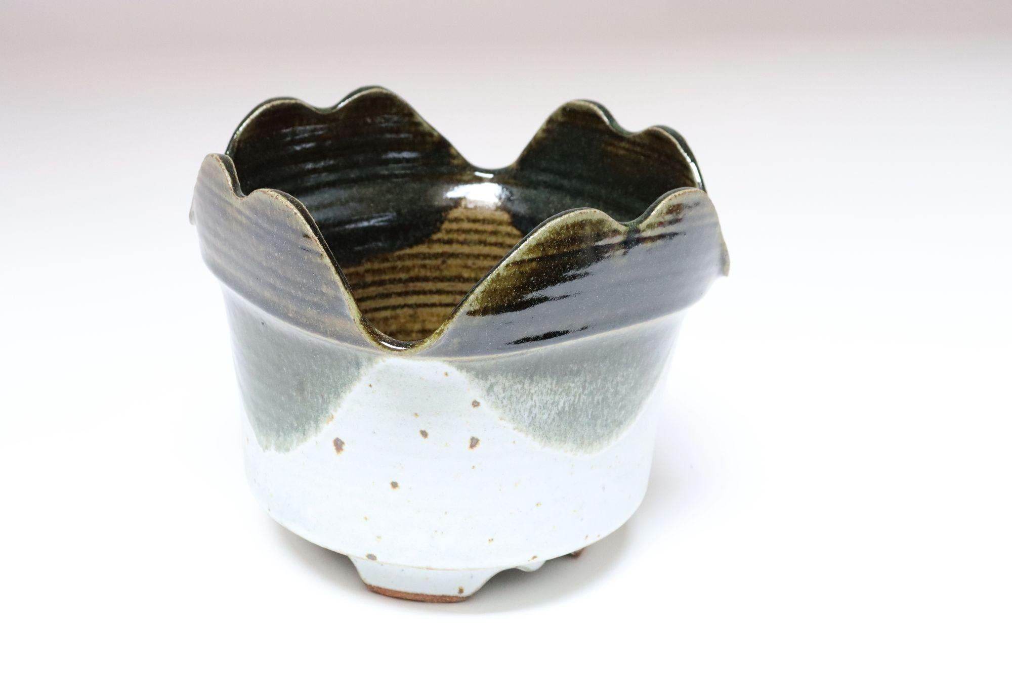 Viereckiger Übertopf in Blau und Grün von Studio Pottery by Deanna Nichols (Ende des 20. Jahrhunderts) im Angebot