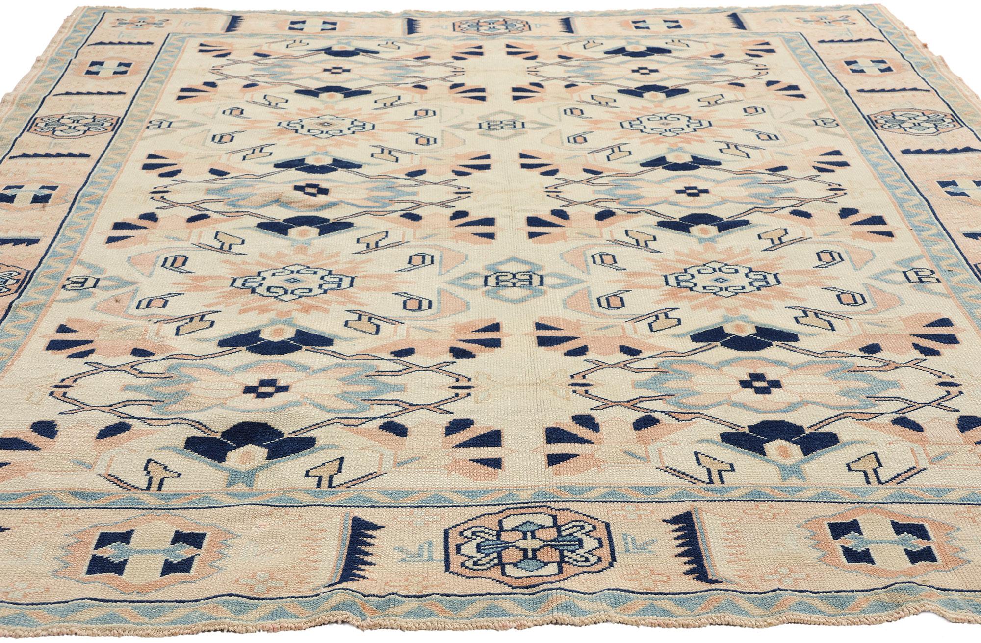 Türkischer Oushak-Teppich in Blau und Rosa im Vintage-Stil  (Böhmisch) im Angebot
