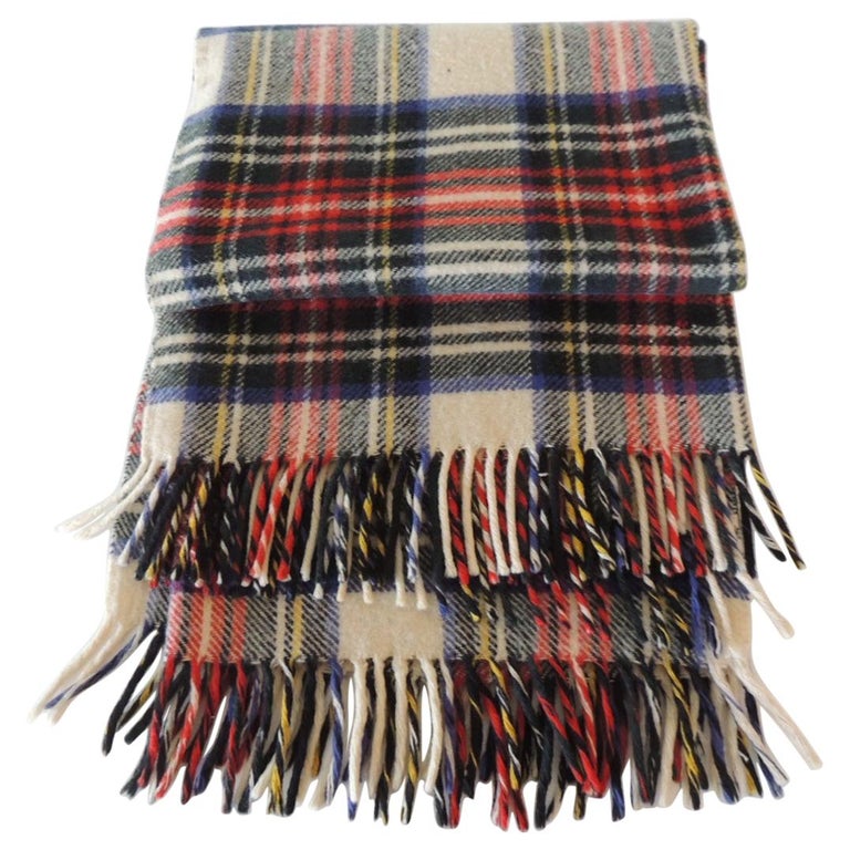 Vintage Blue and Red Tartan Plaid Wood Throw For Sale at 1stDibs red