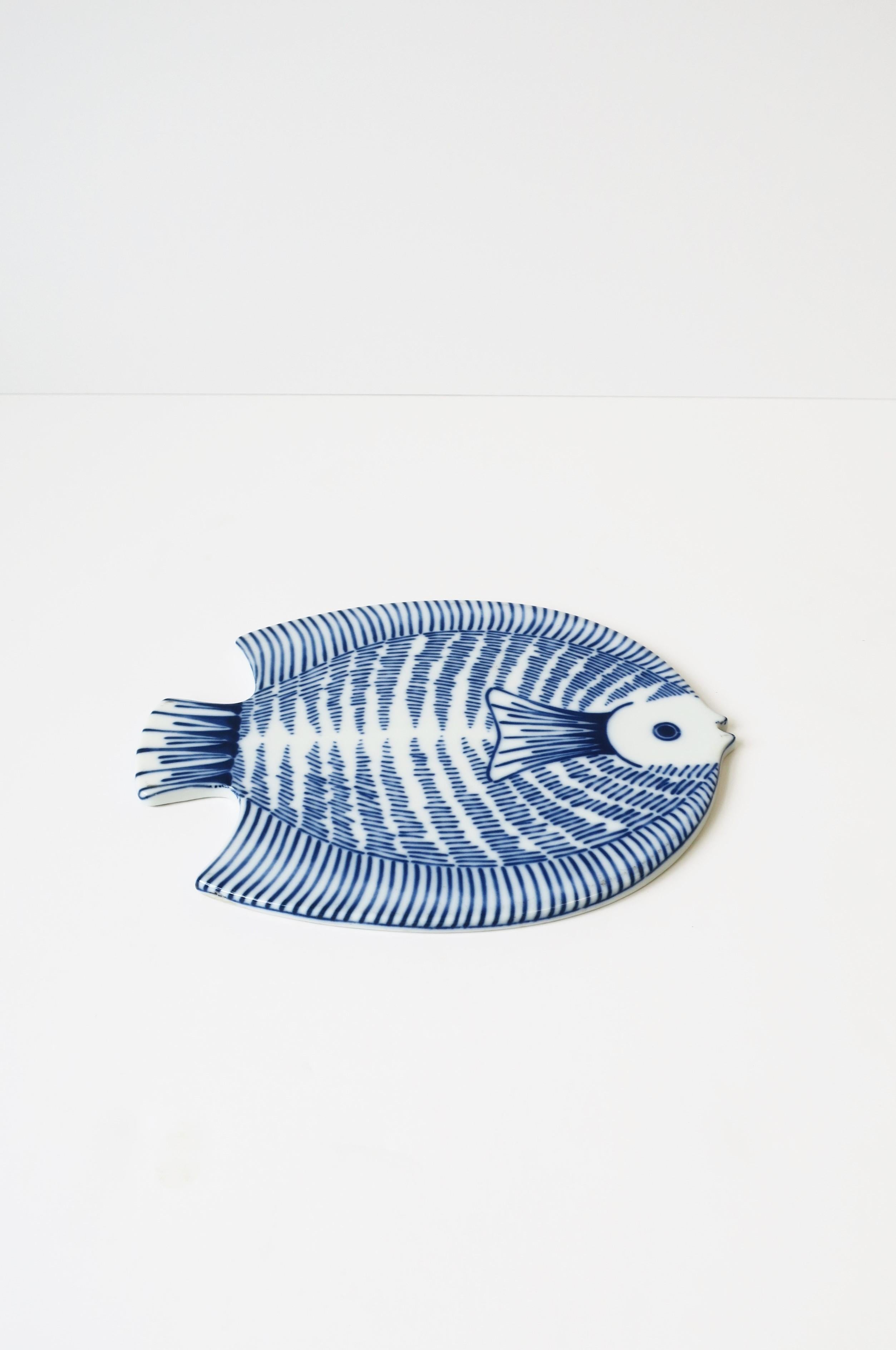 Vintage Blue and White Ceramic Fish Trivet or Wall Art 4