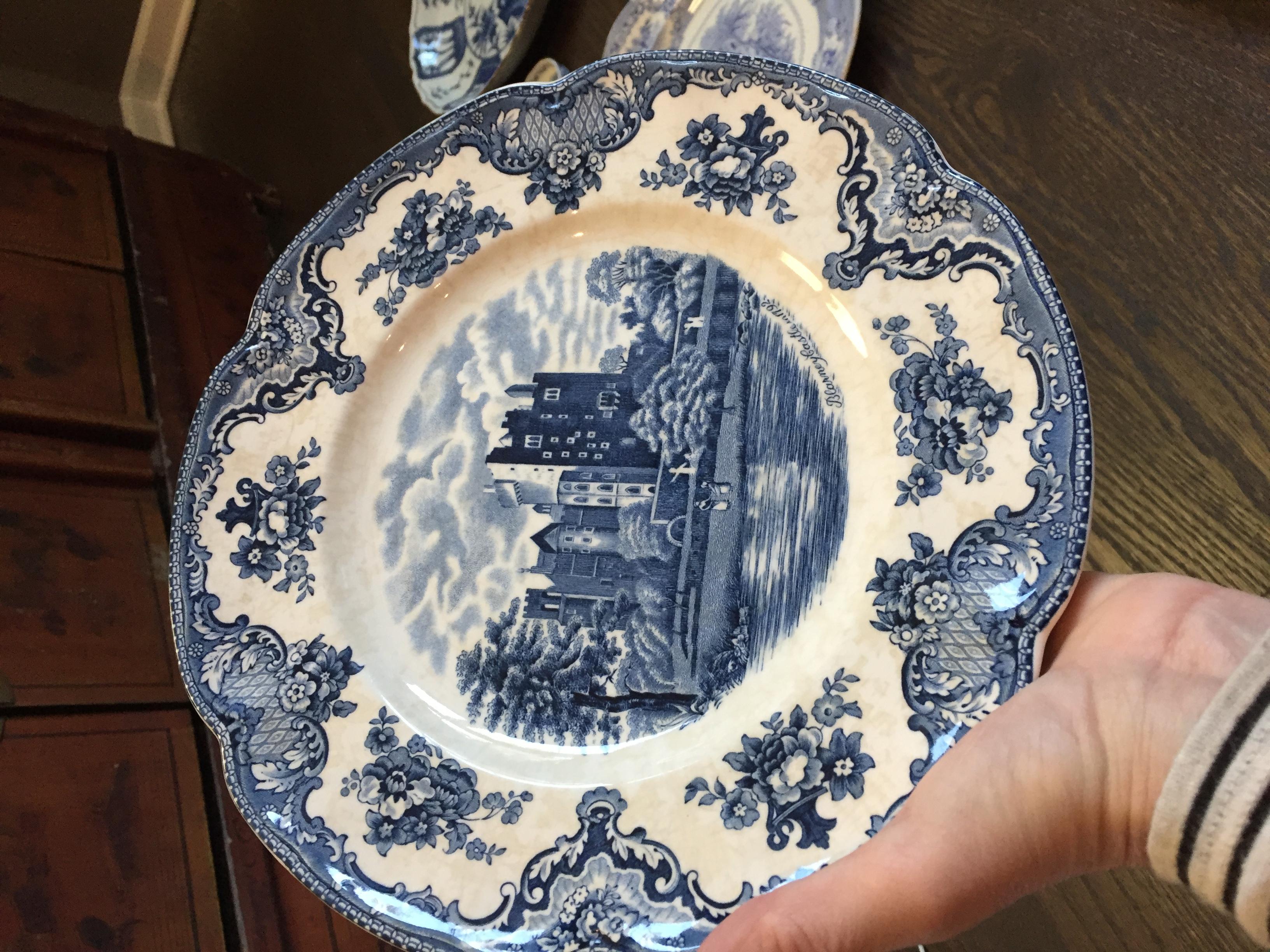 English Vintage Blue and White Platter in the Chinese Style, England For Sale
