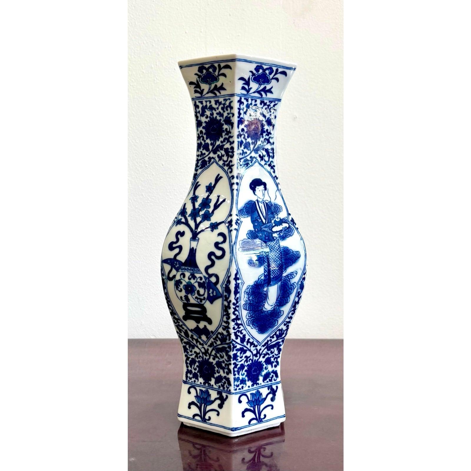 Cileno Vaso in porcellana blu e bianco d'epoca in vendita