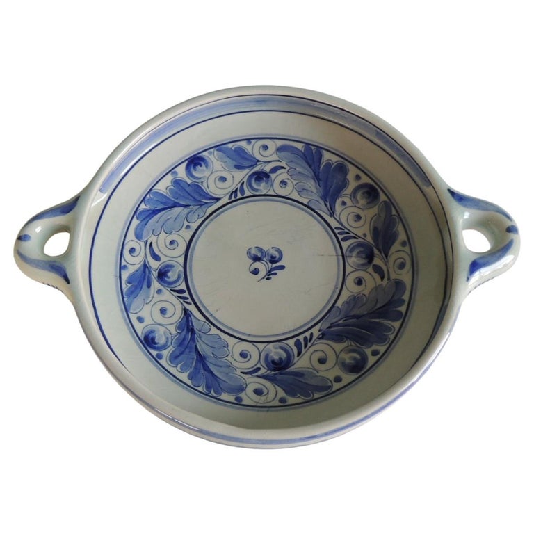 Vintage Blue and White Round Decorative Bowl For Sale at 1stDibs