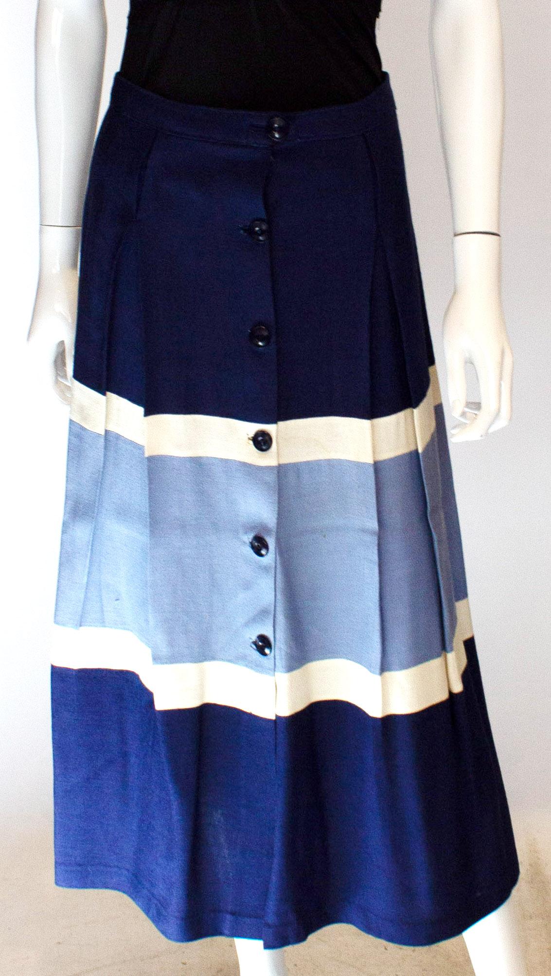 Vintage Blue and White skirt In Good Condition In London, GB