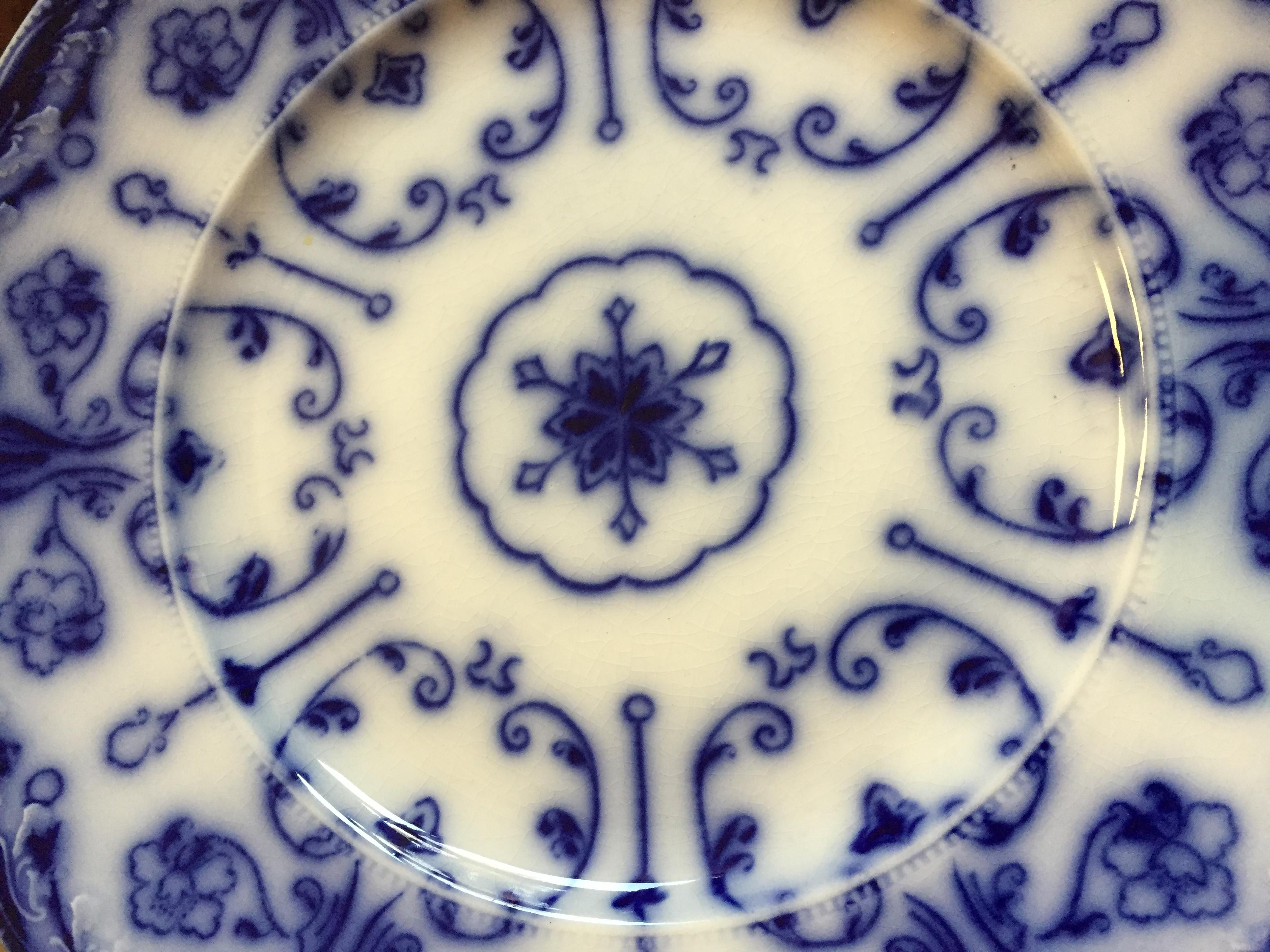 Ceramic Vintage Blue and White Wharf Pottery Decorative Plate For Sale