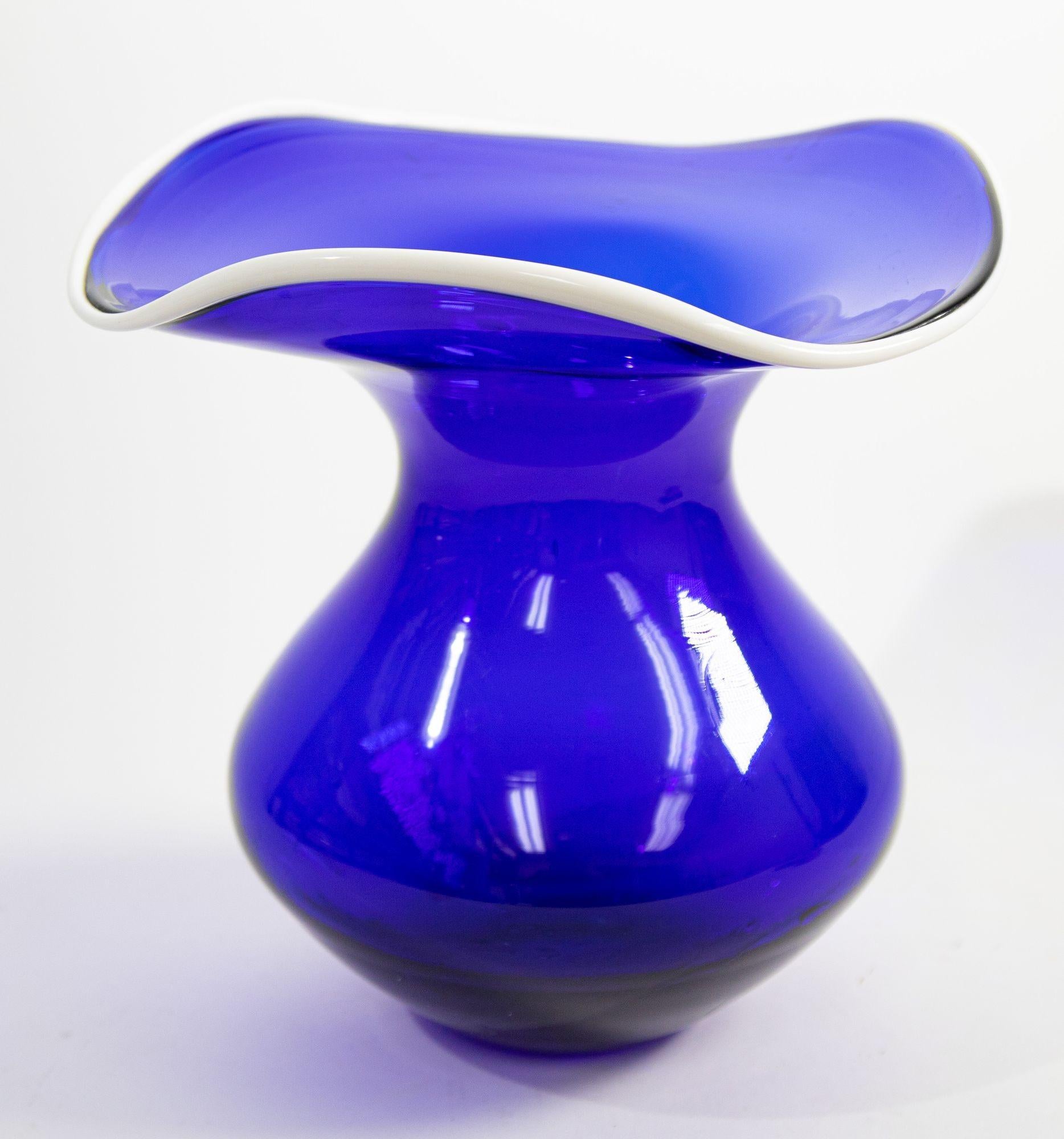 Mid-Century Modern Vintage Blue Art Glass Murano Vase For Sale