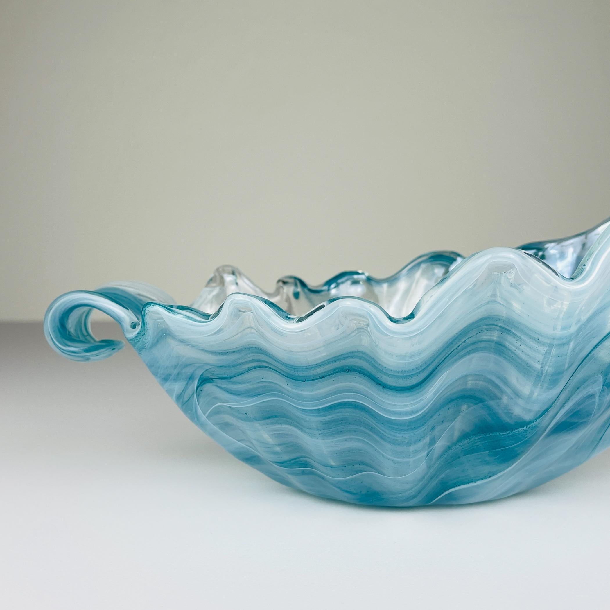 Blaue Vase aus Kunstglas, Italien 1990er Jahre im Angebot 1