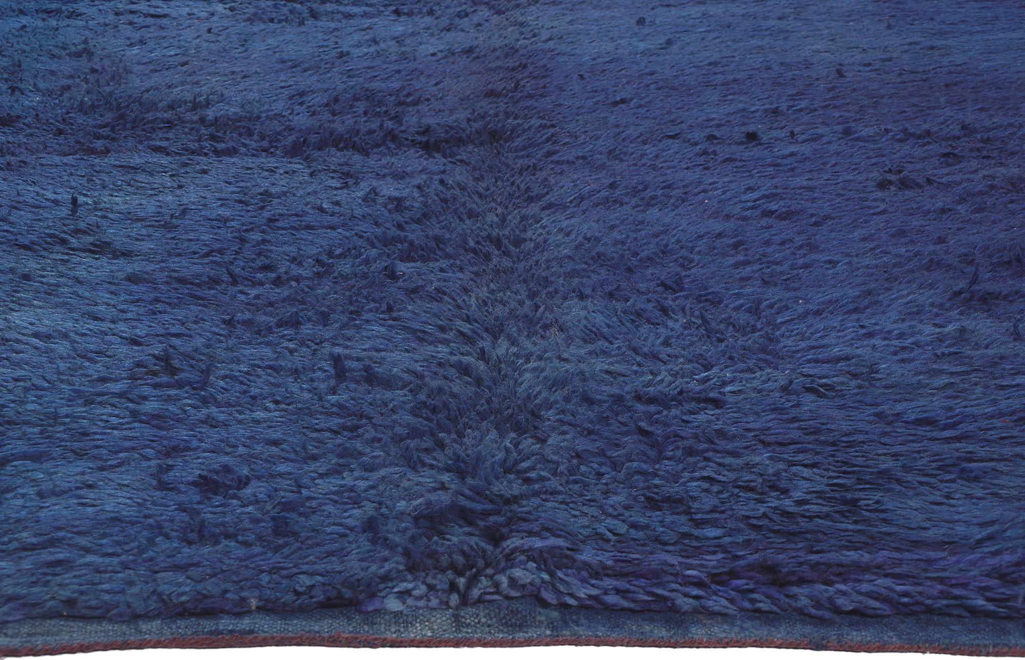 Marokkanischer blauer Beni MGuild-Teppich im Vintage-Stil, Moderner Boho Meets Marrakesch Paradise im Zustand „Gut“ im Angebot in Dallas, TX