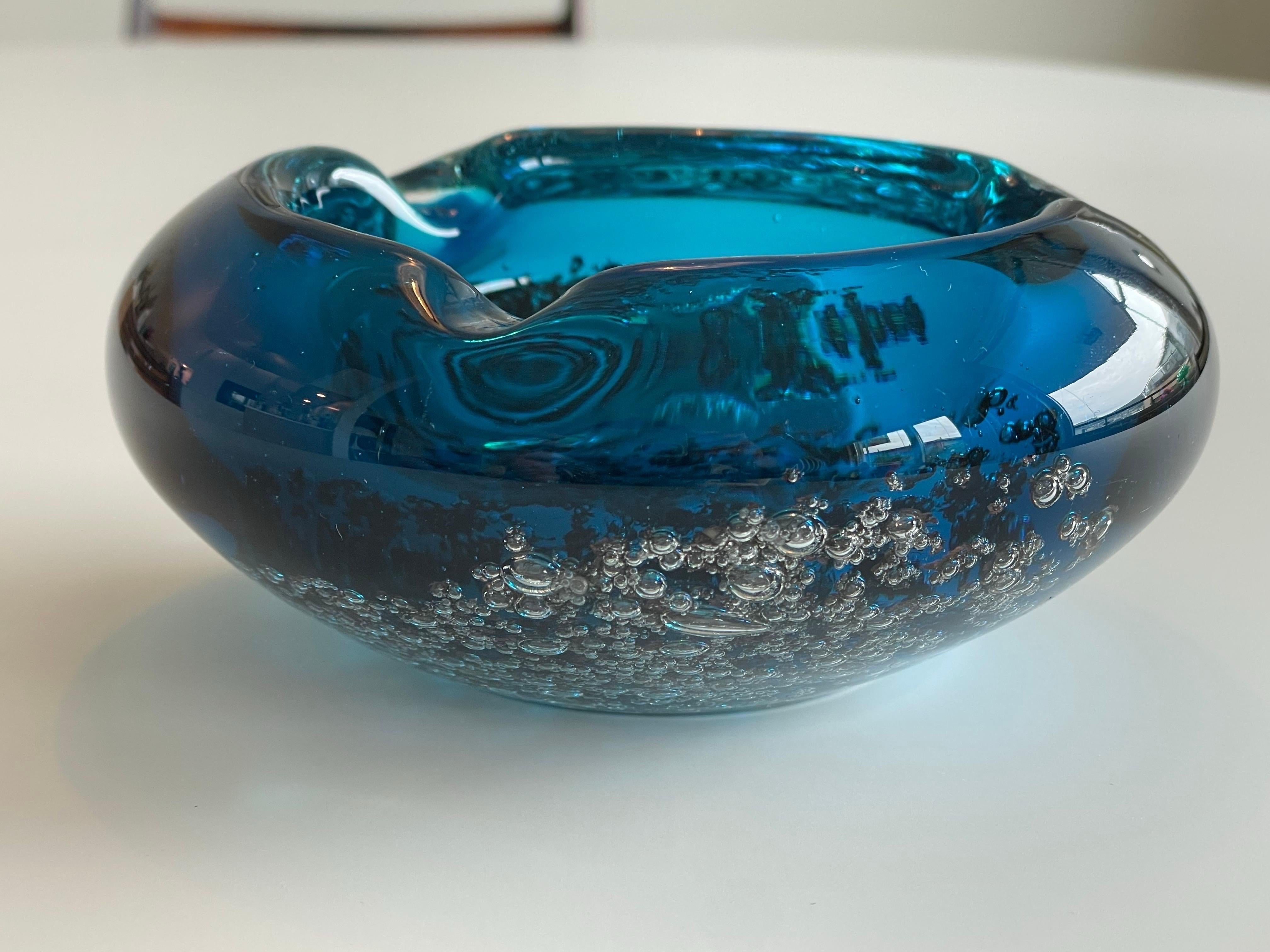 Italian Vintage Blue Bobbel Artglass Bowl Ashtray, Italy 1970s For Sale